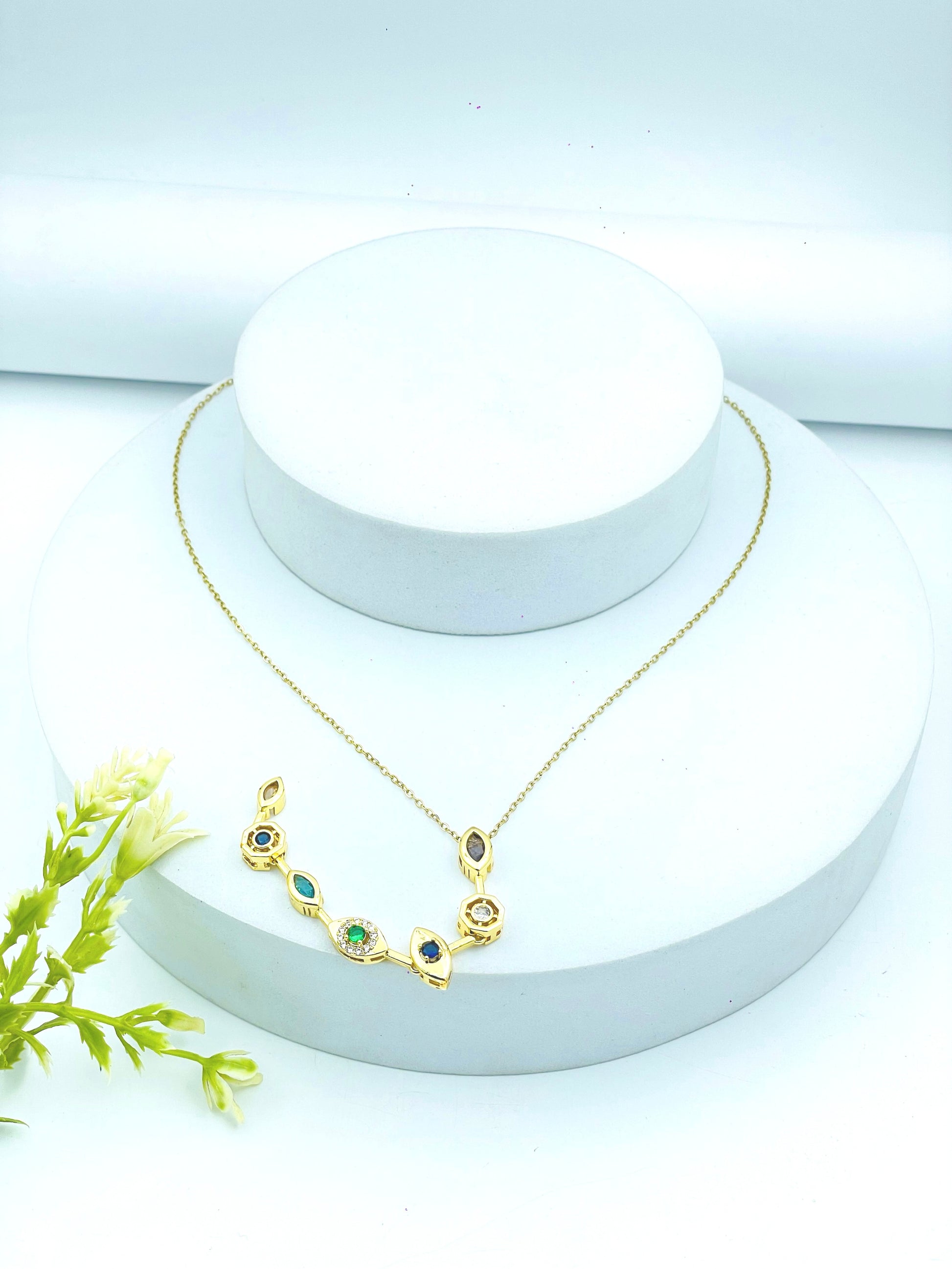 Elegant Sapphire and Emerald Gold Necklace