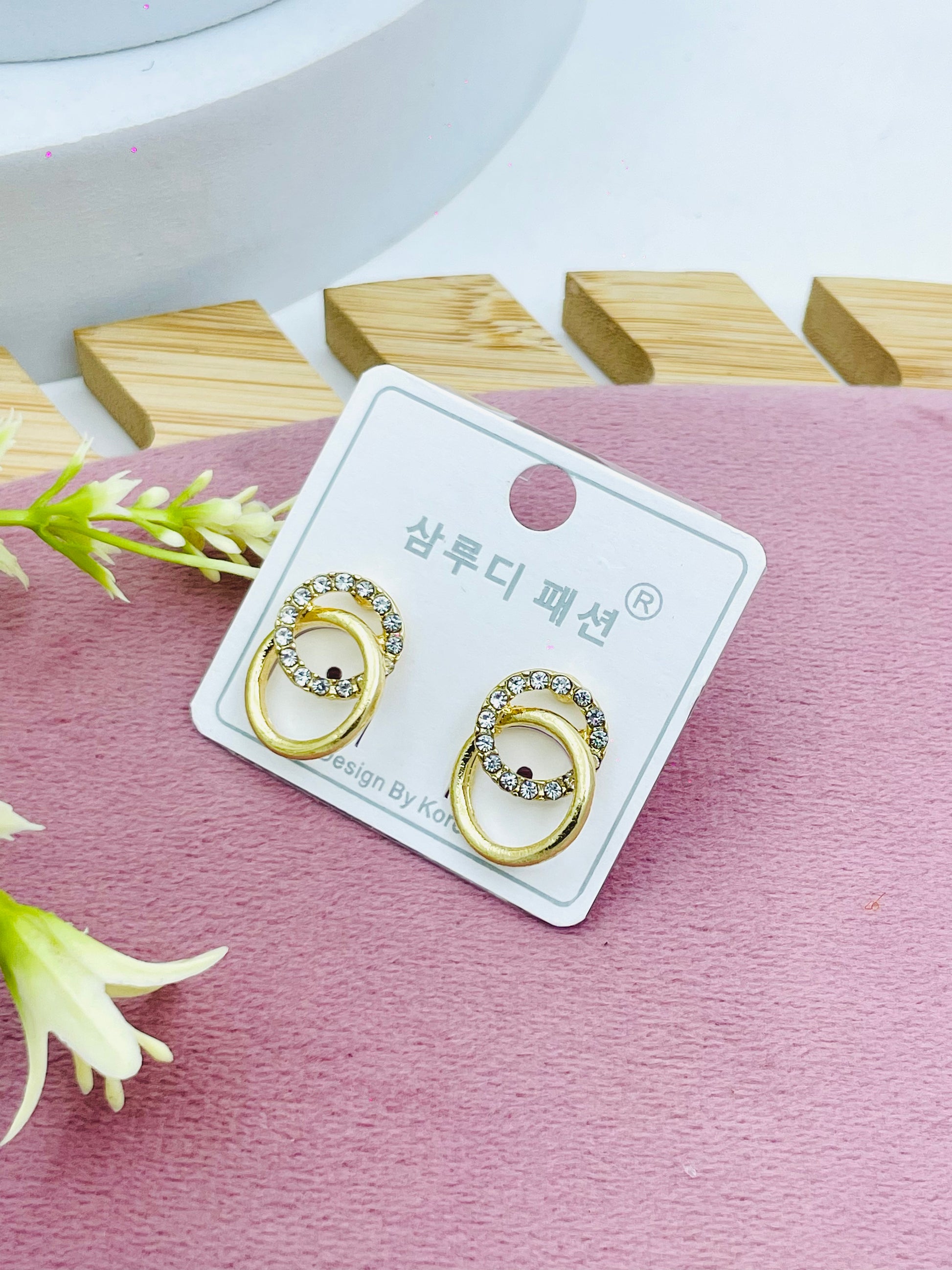 Elegant Gold Double Circle Rhinestone Earrings