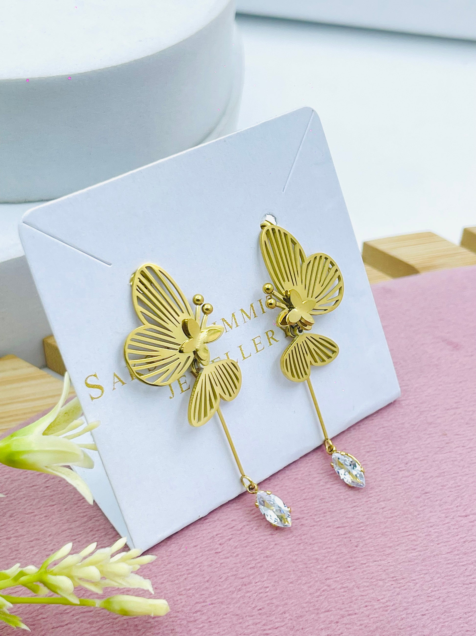 Elegant Gold Butterfly Drop Earrings