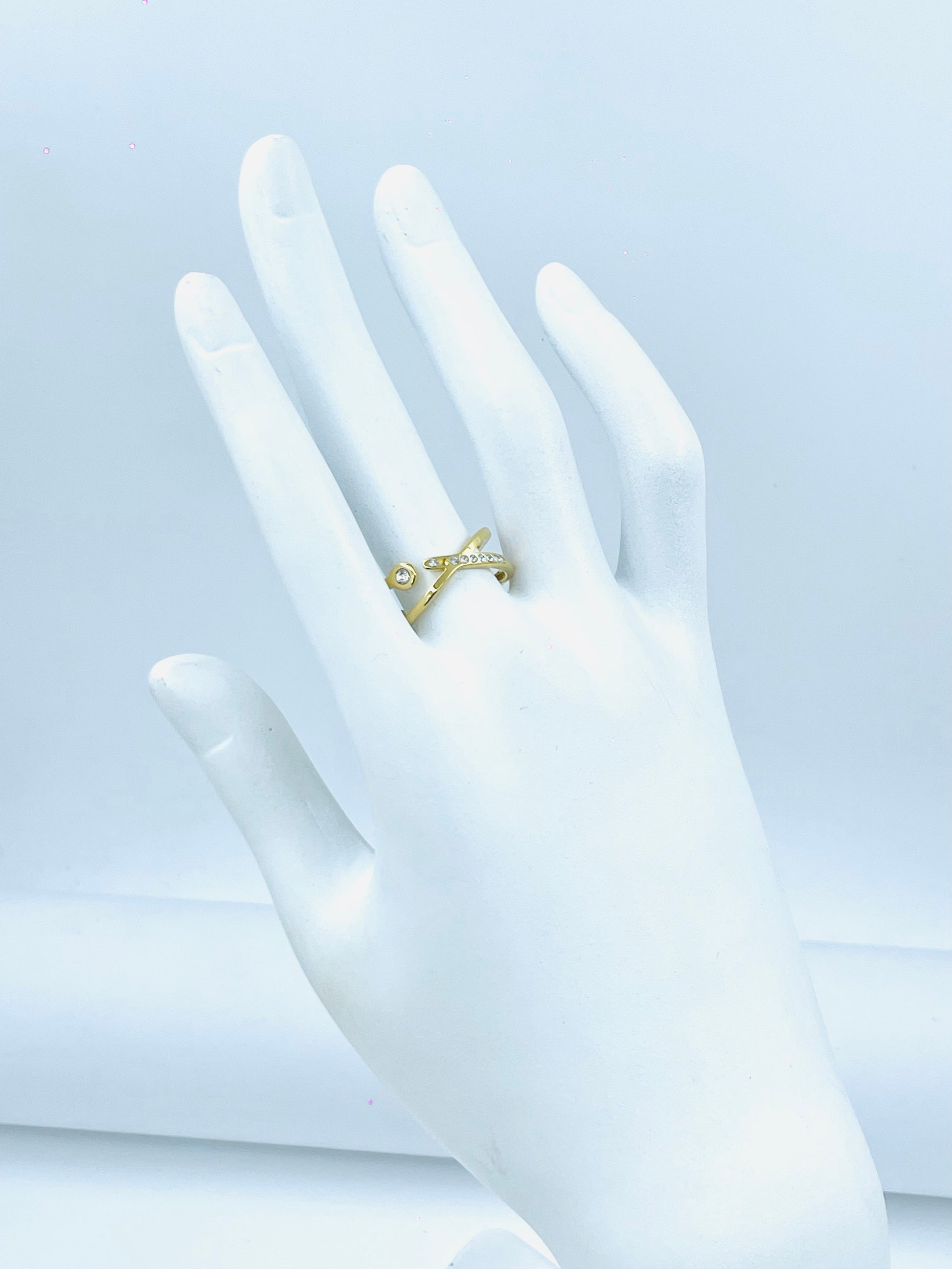 Elegant Gold Infinity Knot Ring