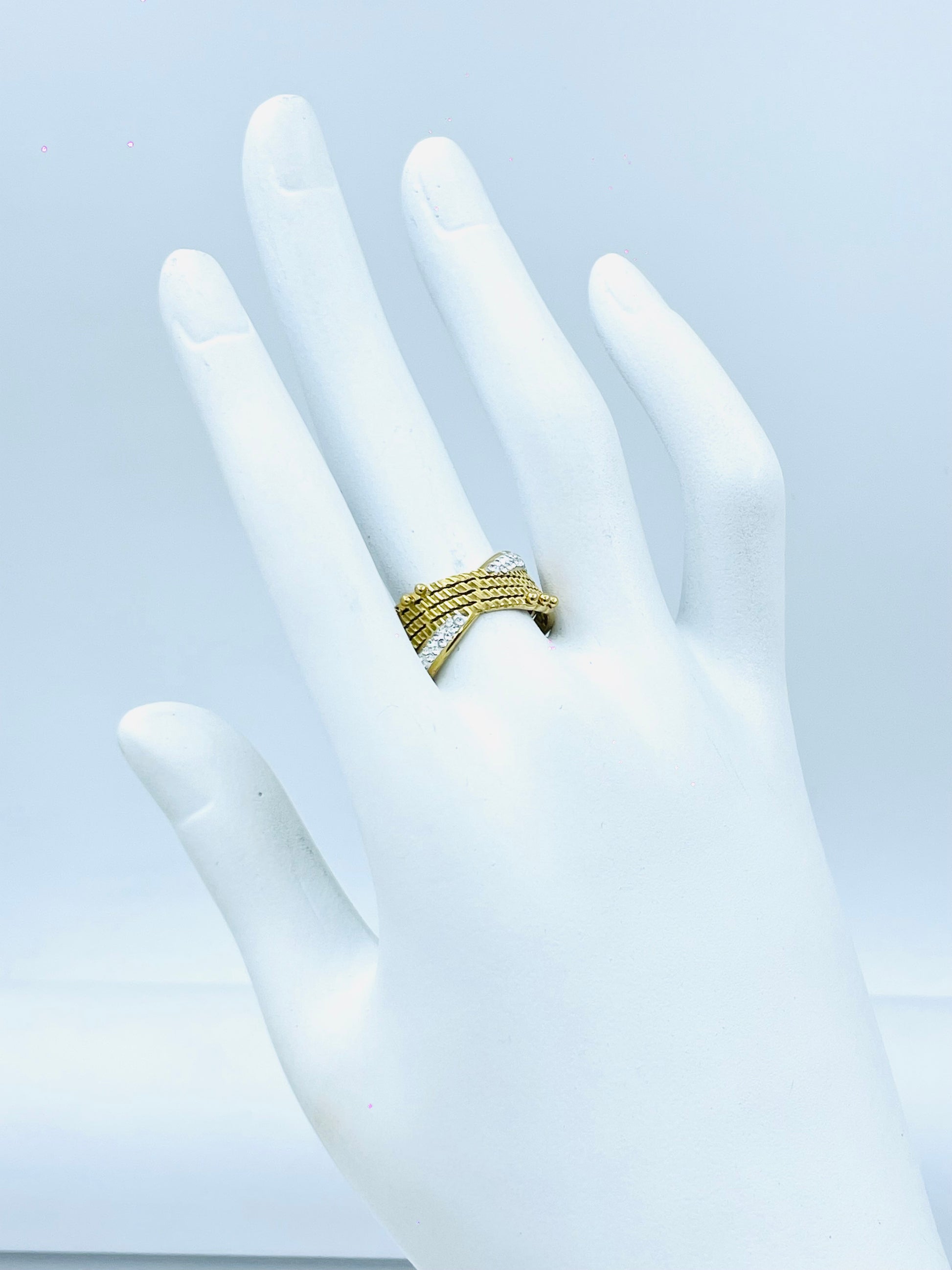 Elegant Gold and Silver Crossover Ring  Stylish Jewelry