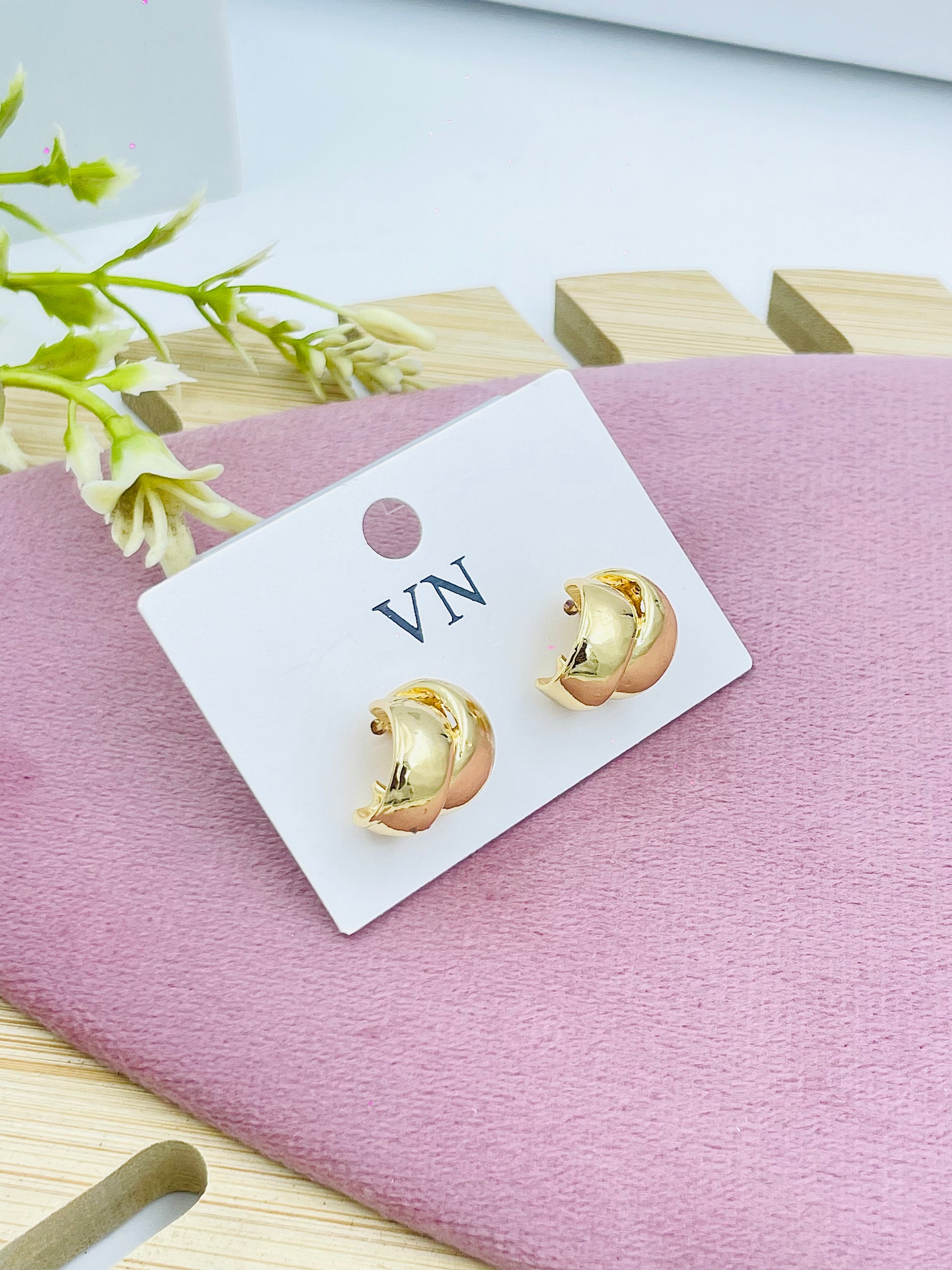 Elegant Gold HalfMoon Earrings  VN