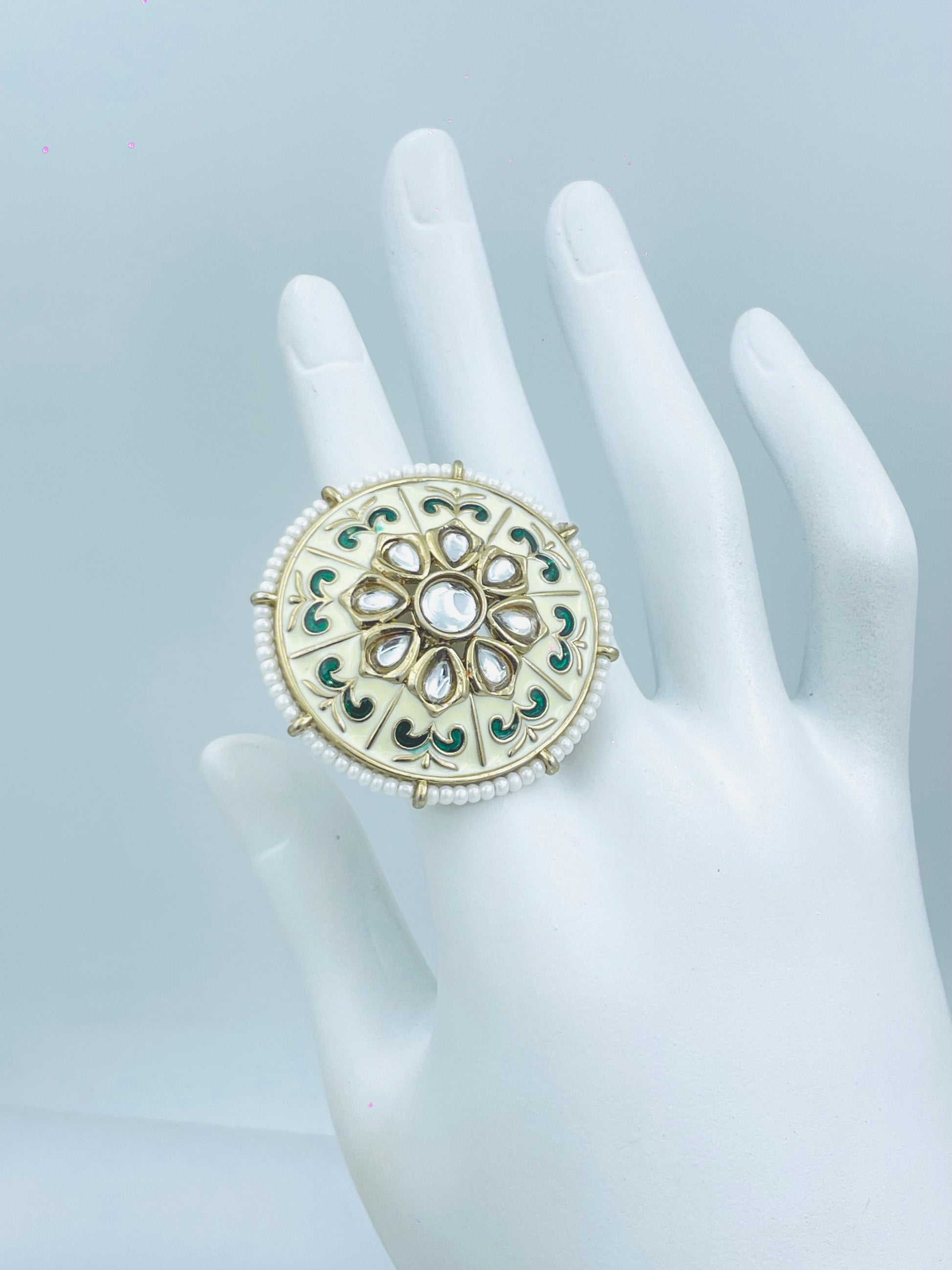 Elegant Antique Kundan Adjustable Ring
