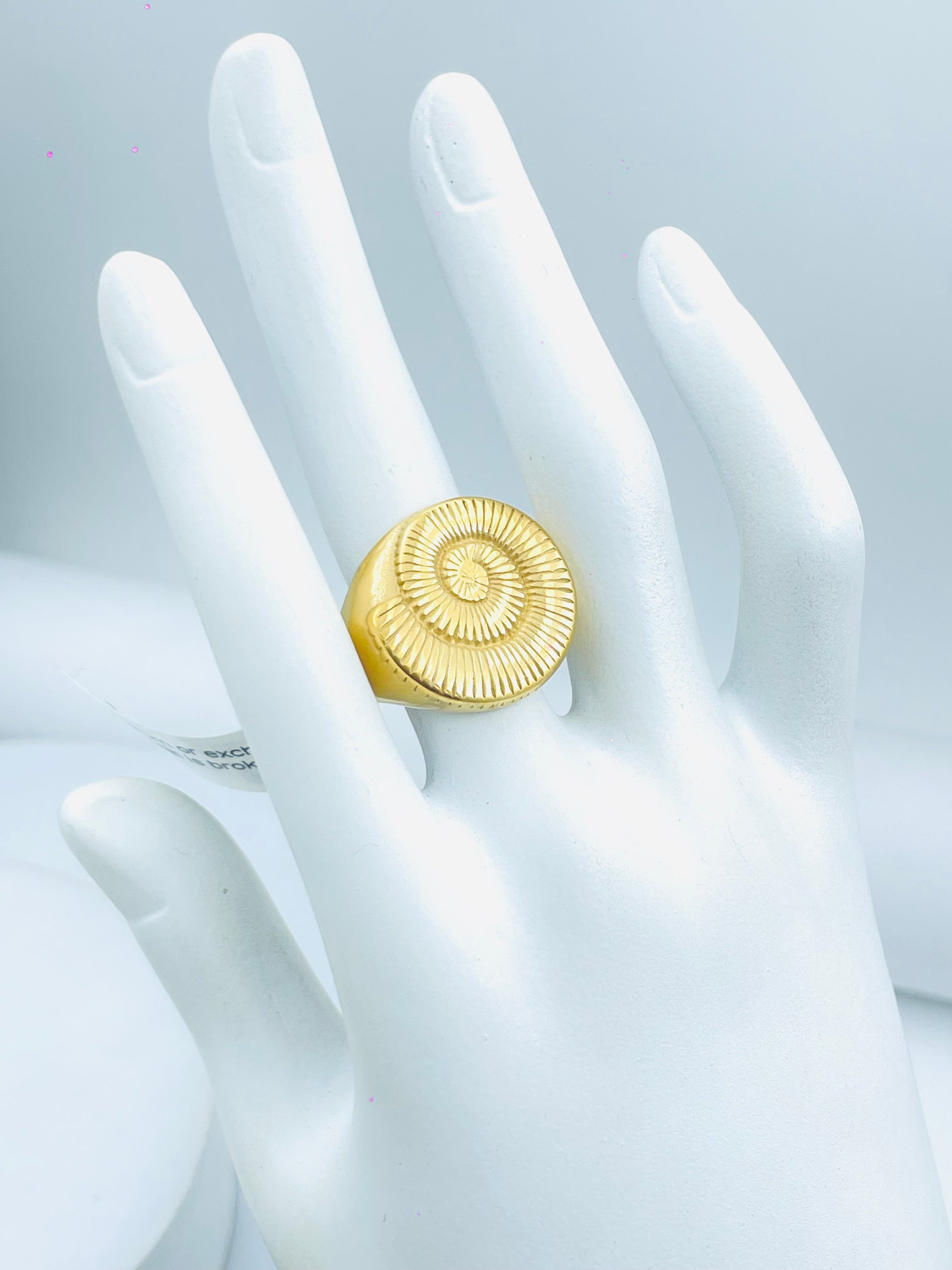 Elegant Gold Spiral Ring  Timeless Jewelry