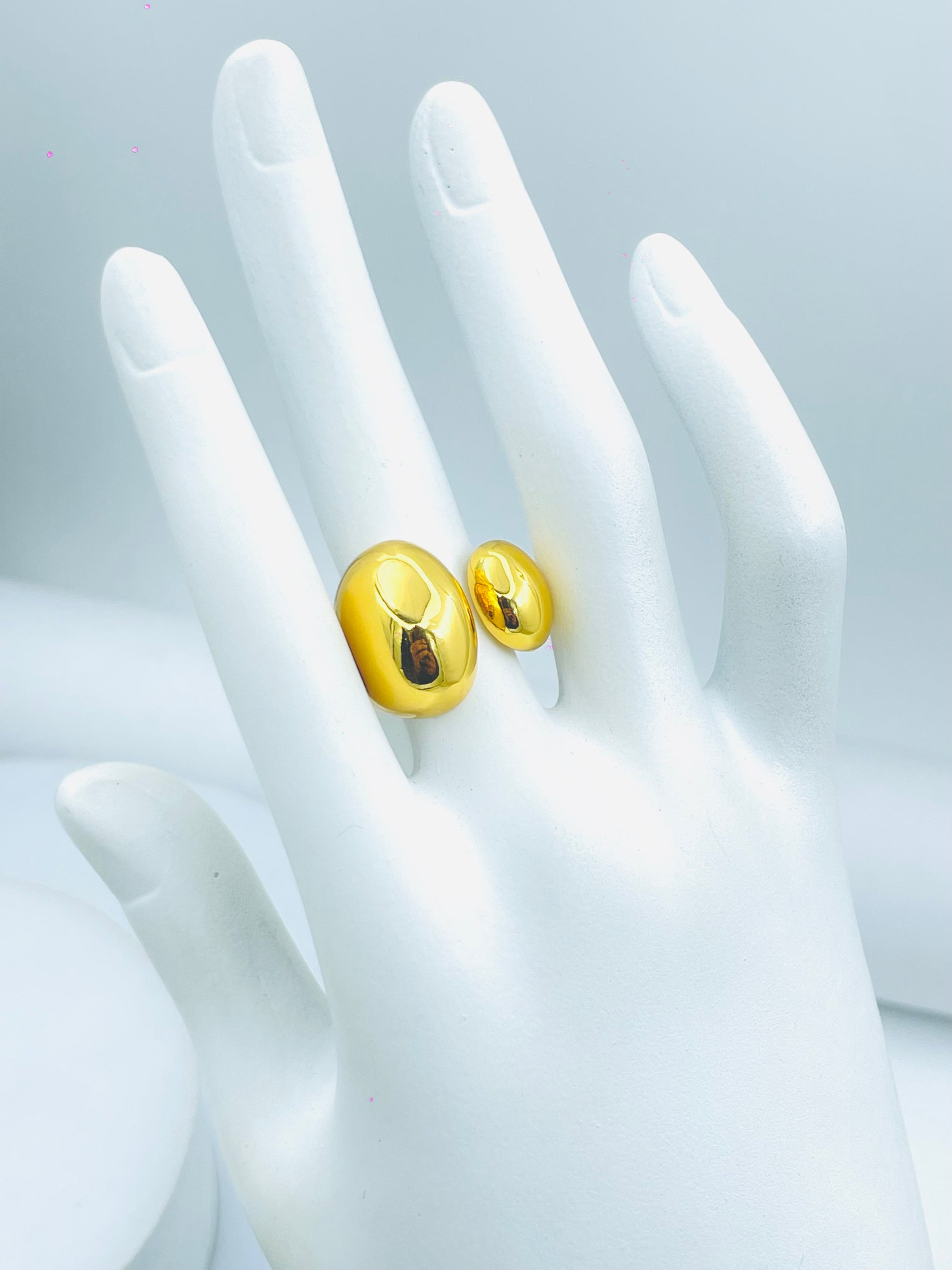 Elegant Gold Polished Double Domed Ring
