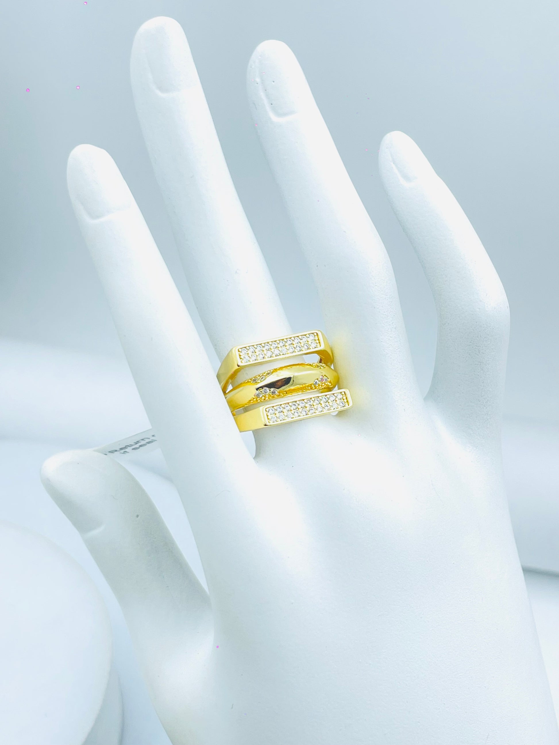 Elegant Gold Statement Ring with Crystal Accents