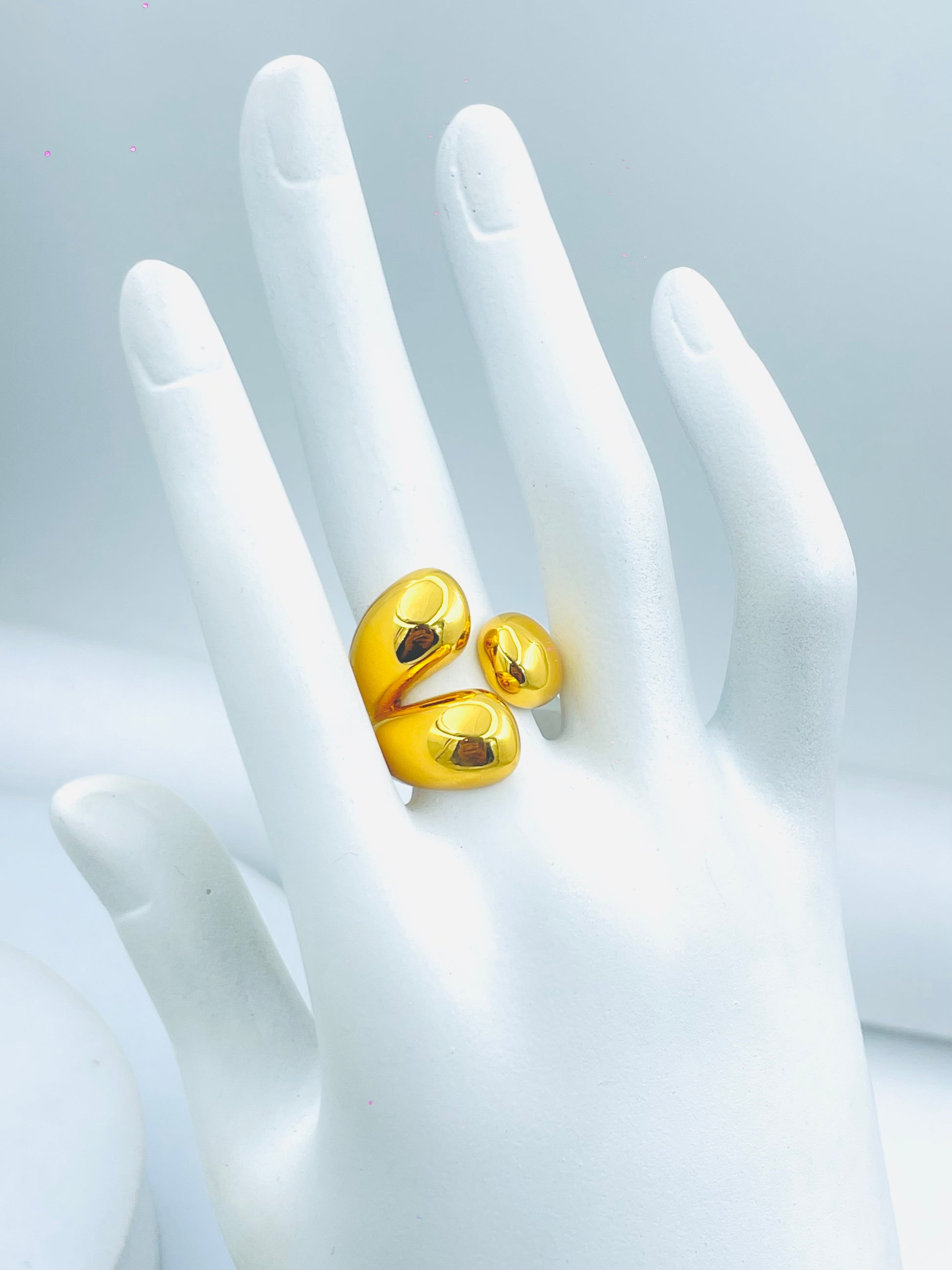 Elegant Gold Adjustable Toe Ring  Modern Jewelry