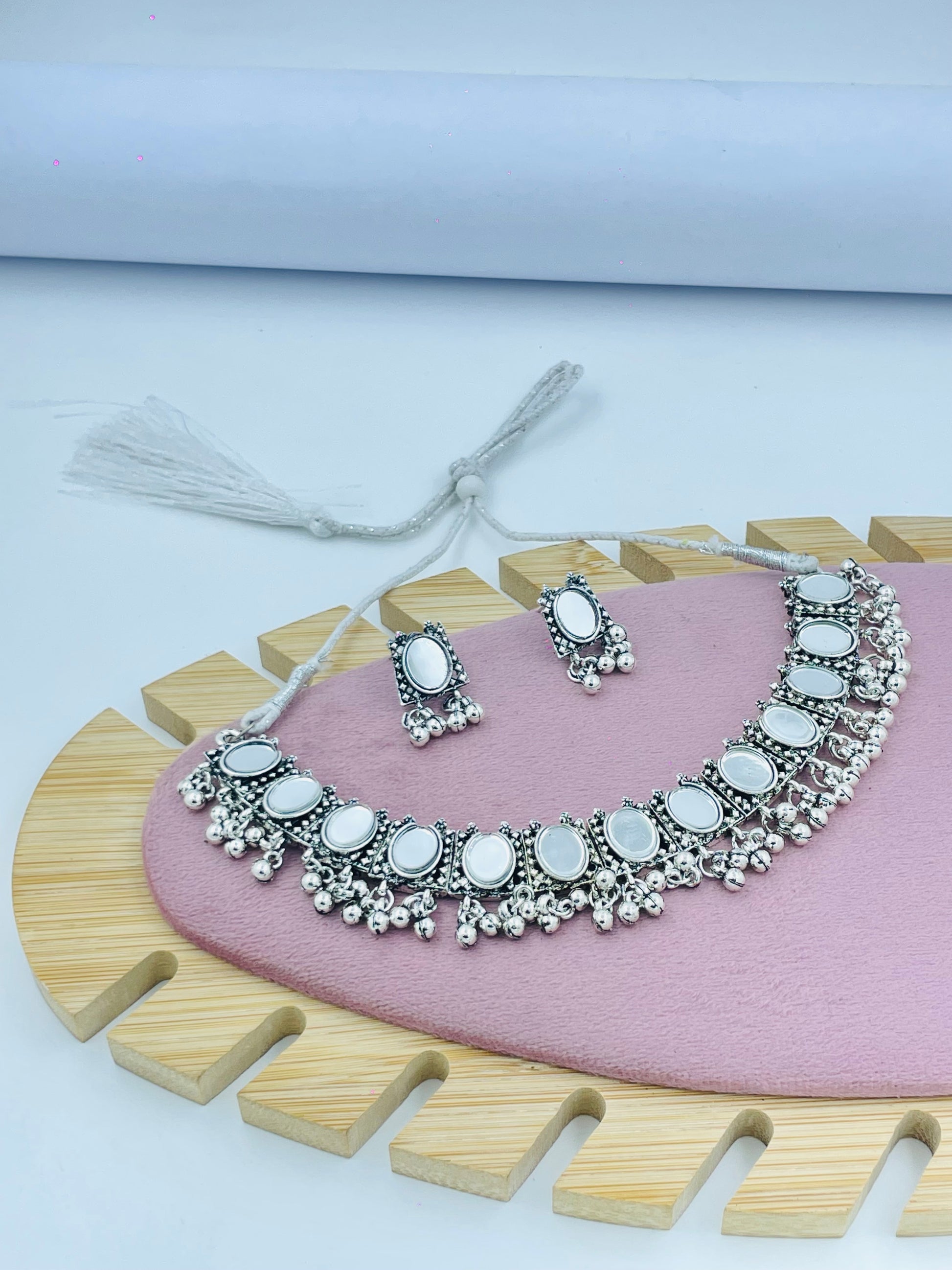 Elegant Silver and White Stone Necklace Set