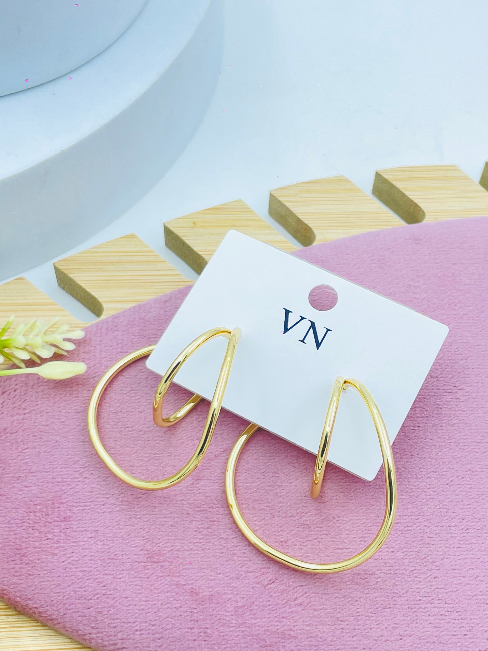 Elegant Gold Hoop Earrings for Women