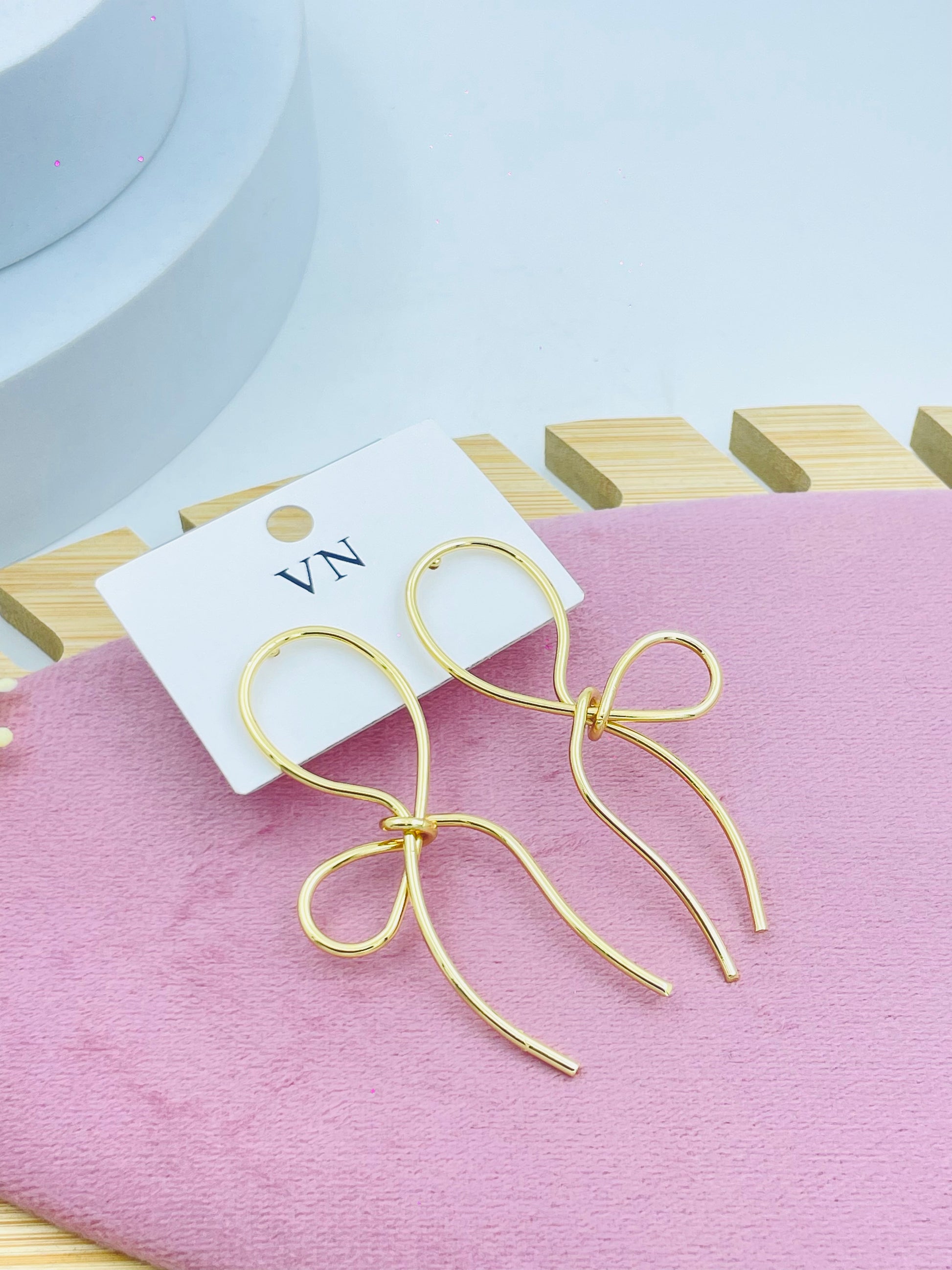 Elegant Gold Bow Hoop Earrings  Stylish Fashion Jewelry