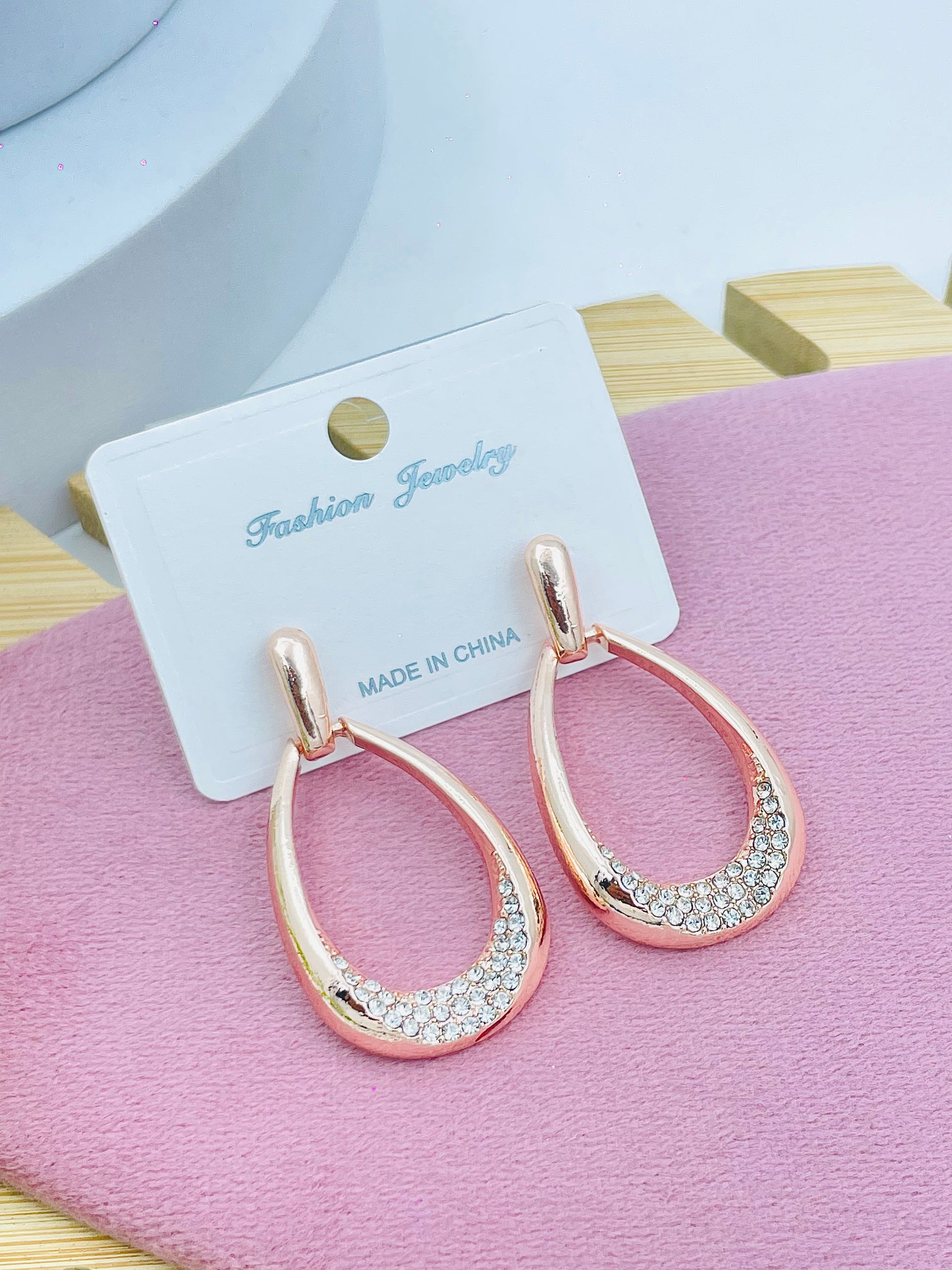 Elegant Rose Gold Teardrop Earrings with Rhinestones