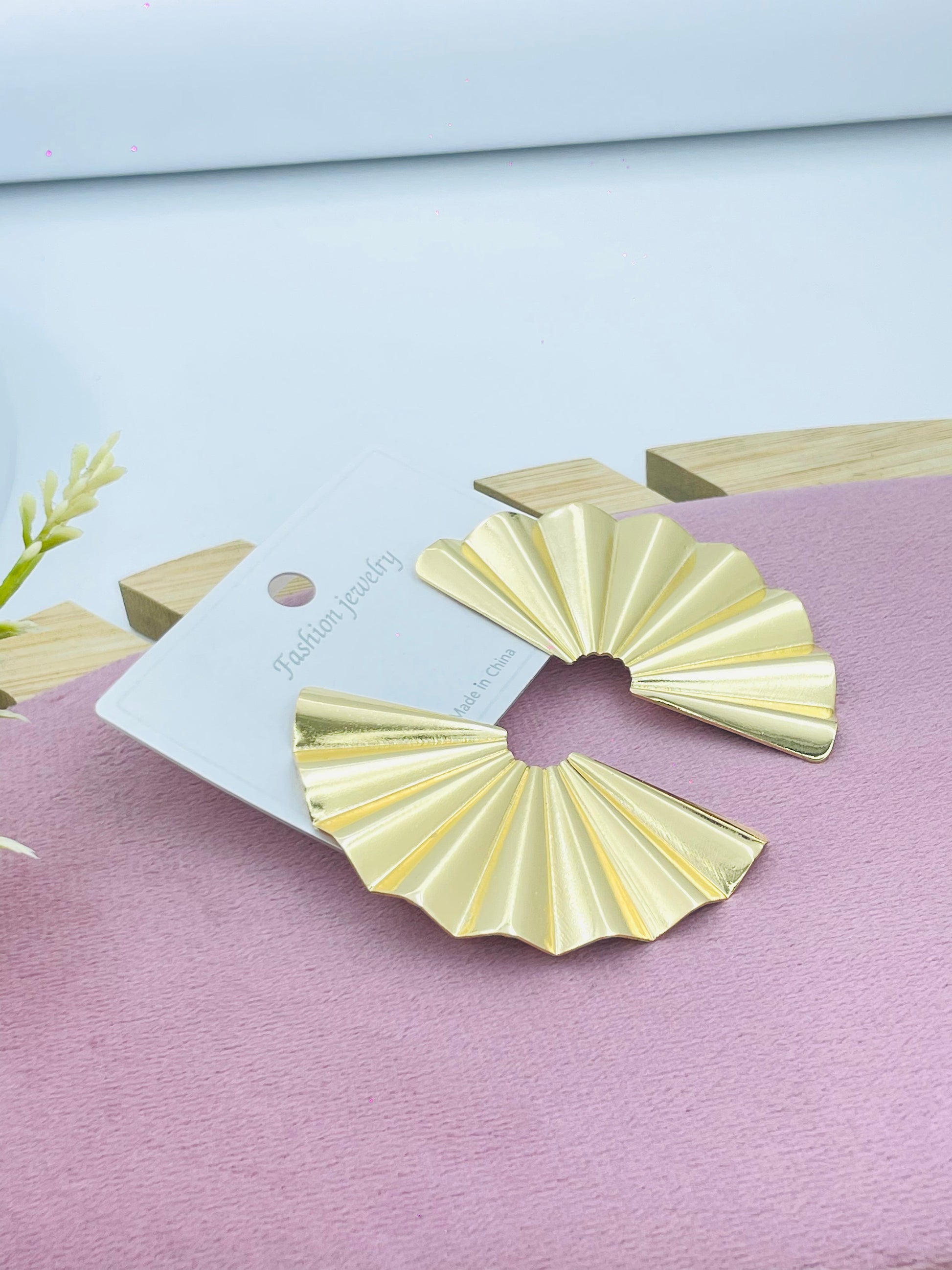 Elegant Gold FanShaped Statement Earrings