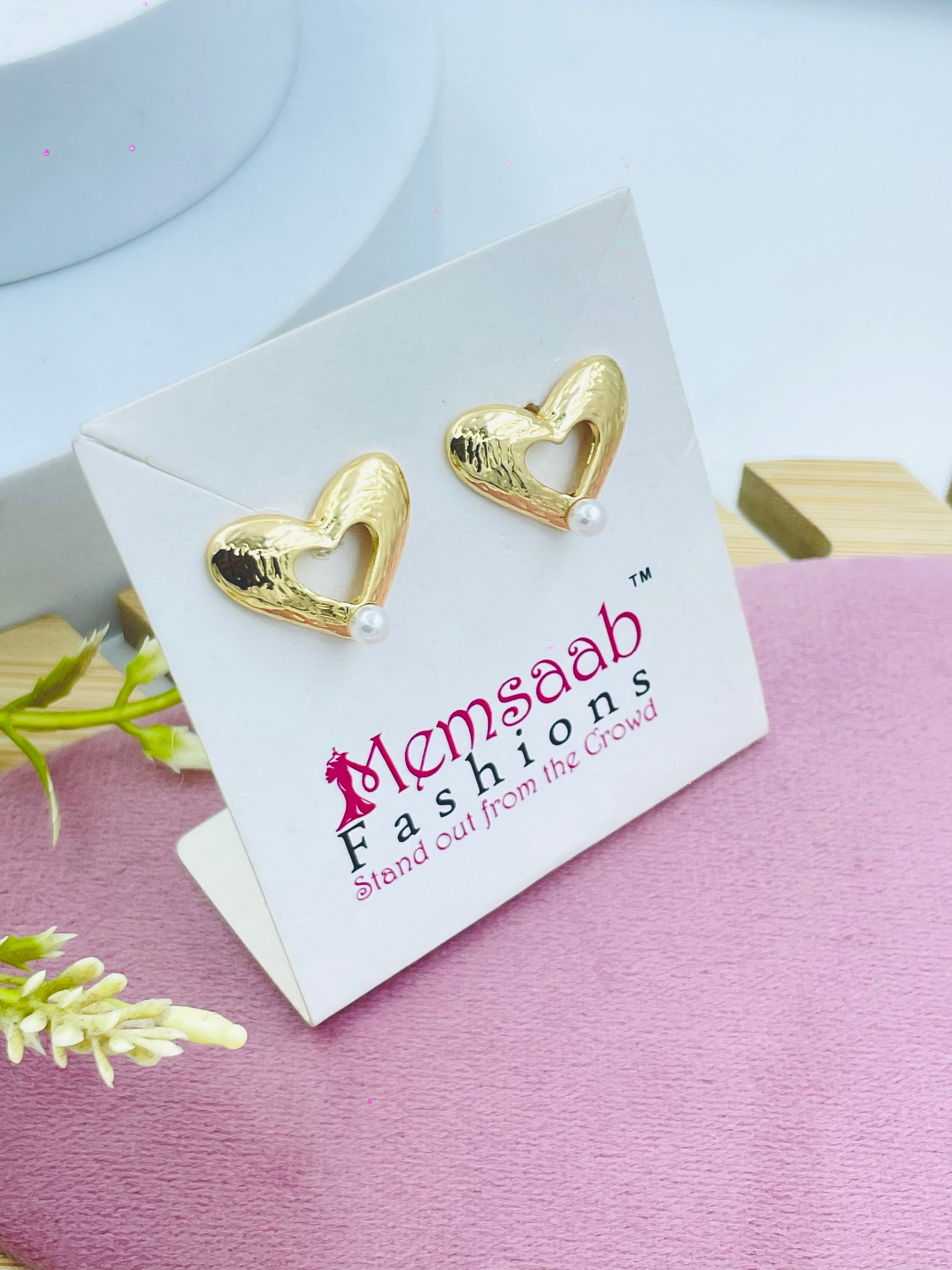 Elegant Gold Heart Pearl Earrings