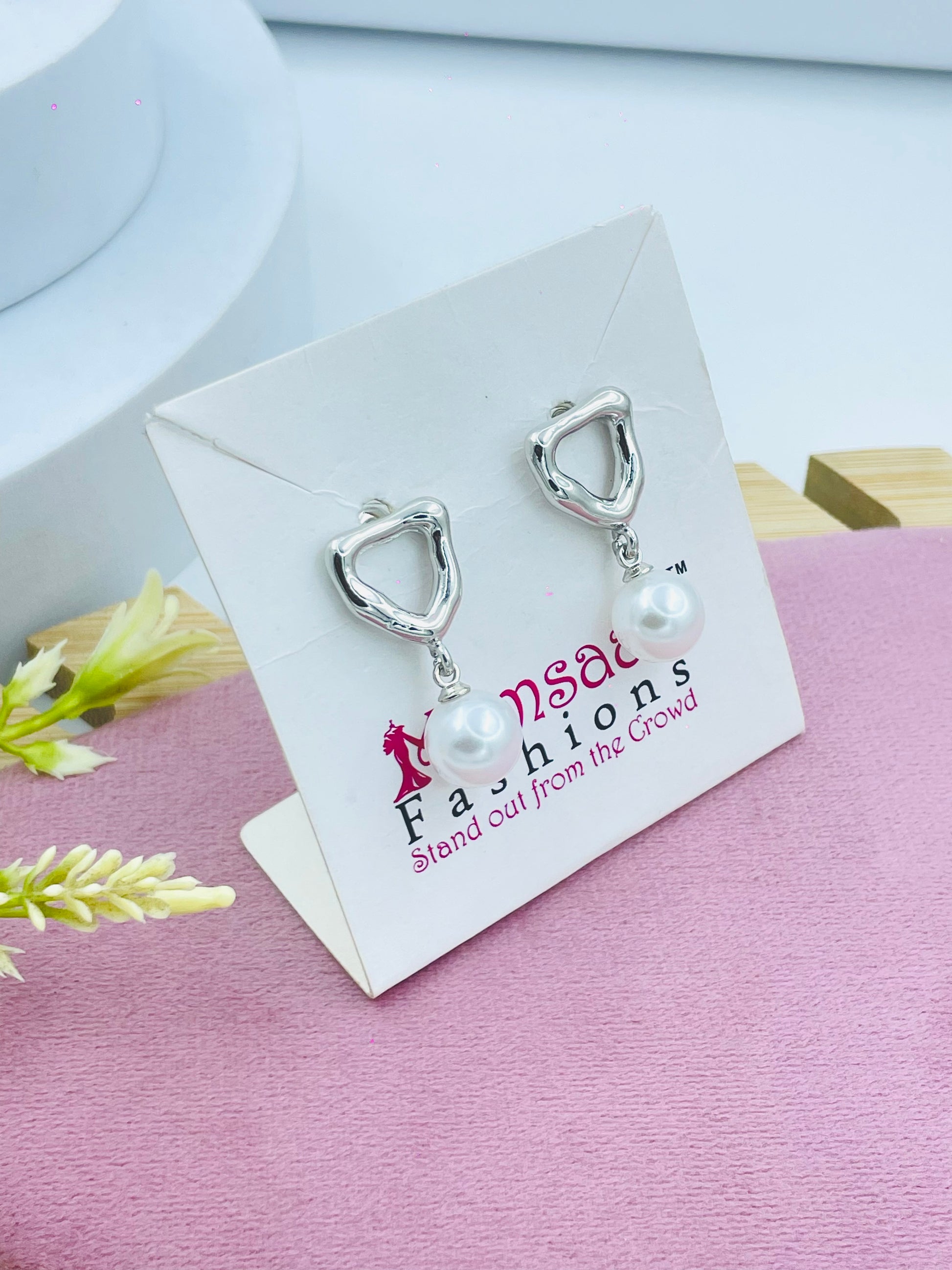 Elegant Heart Shaped Pearl Drop Earrings