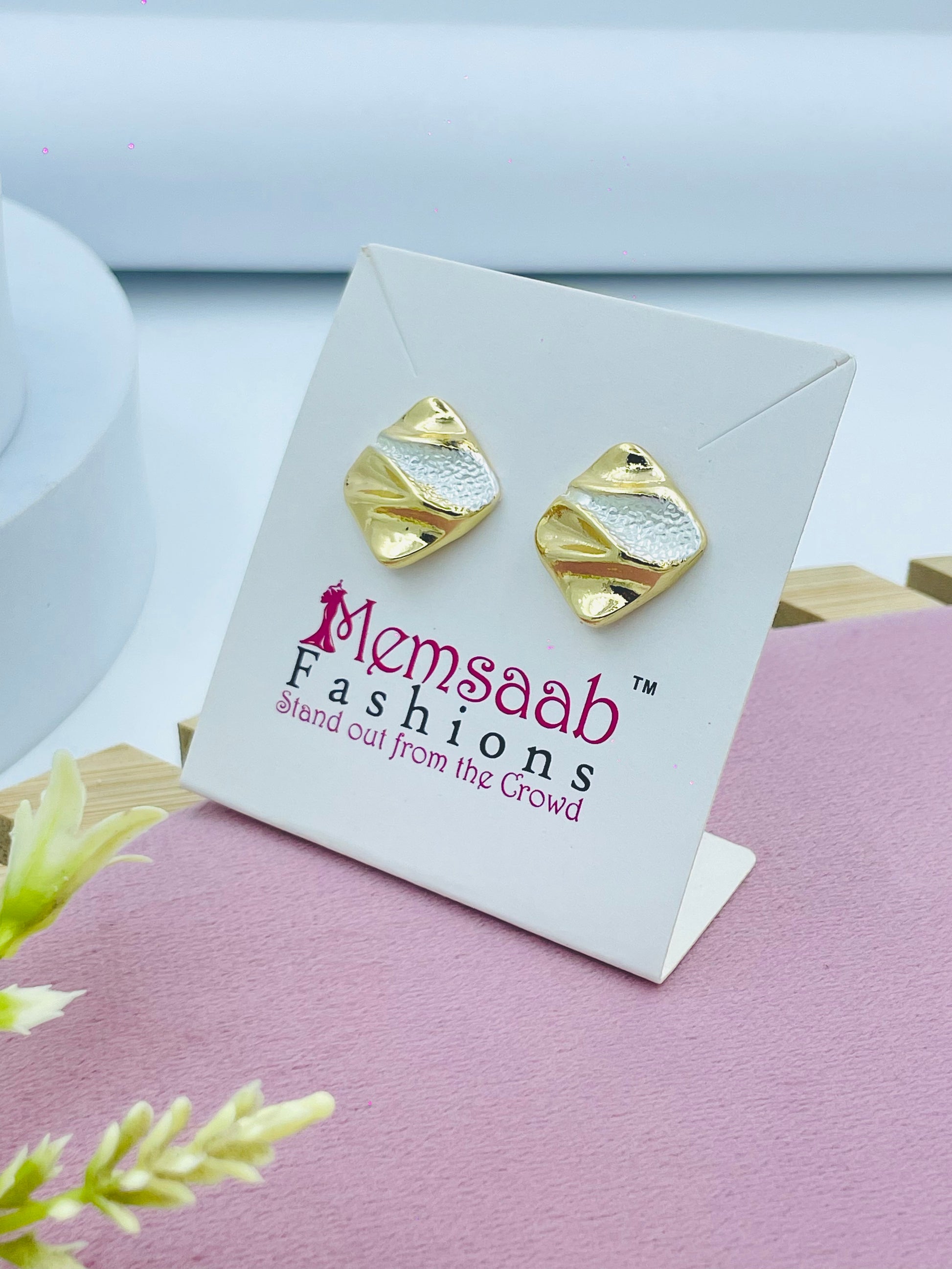 Elegant Goldtone Earrings