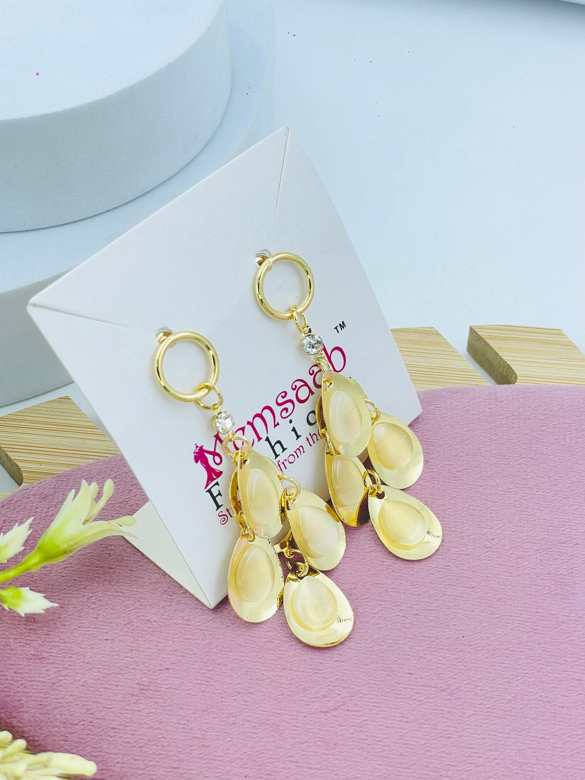 Elegant Gold Teardrop Dangle Earrings