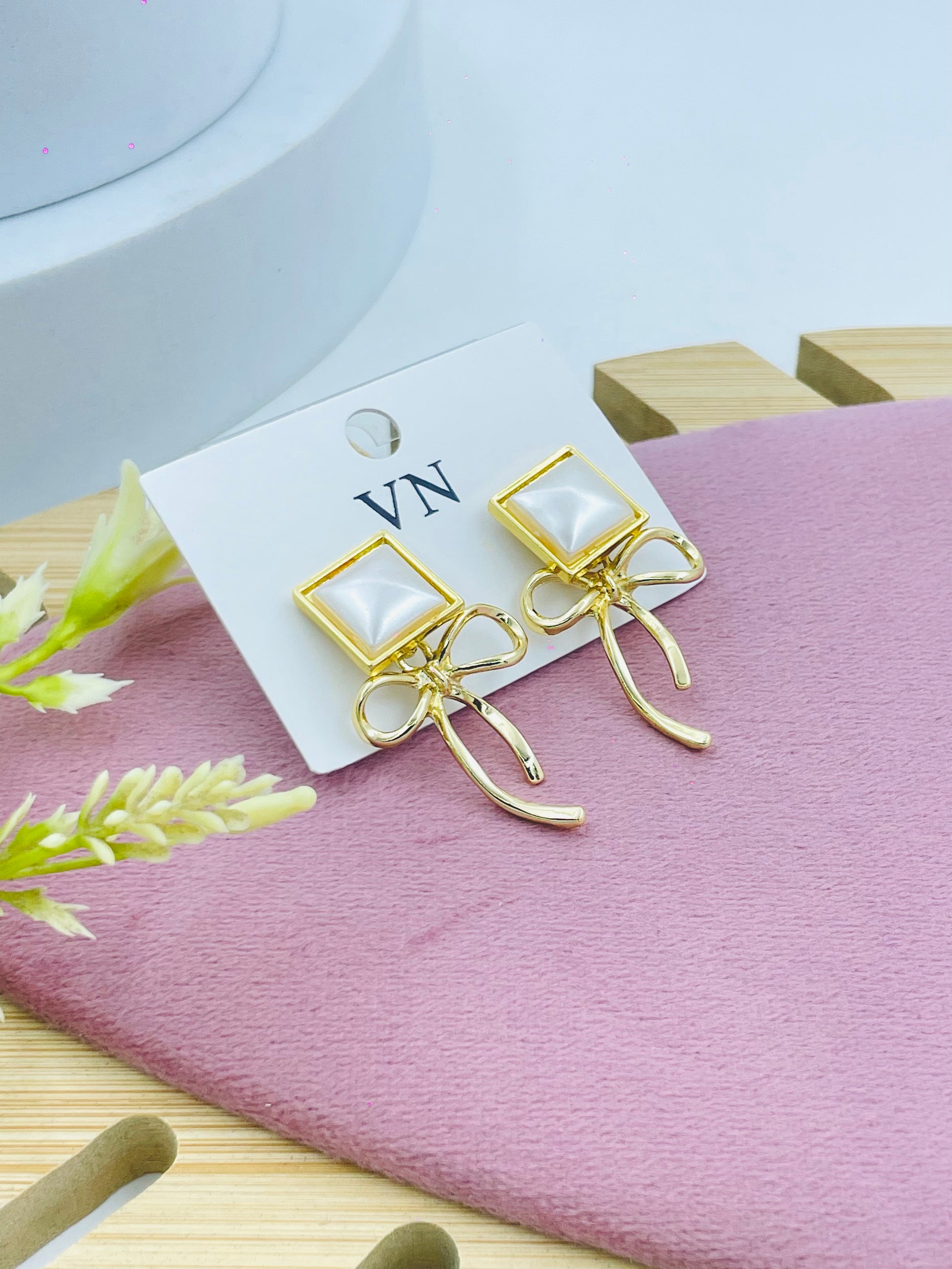 Elegant Square Pearl Bow Earrings