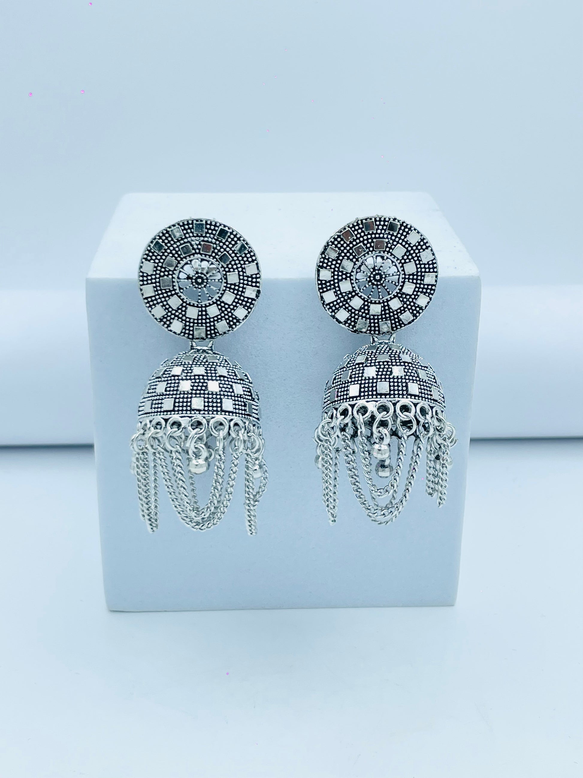 Vintage Dangle Earrings with Intricate Design
