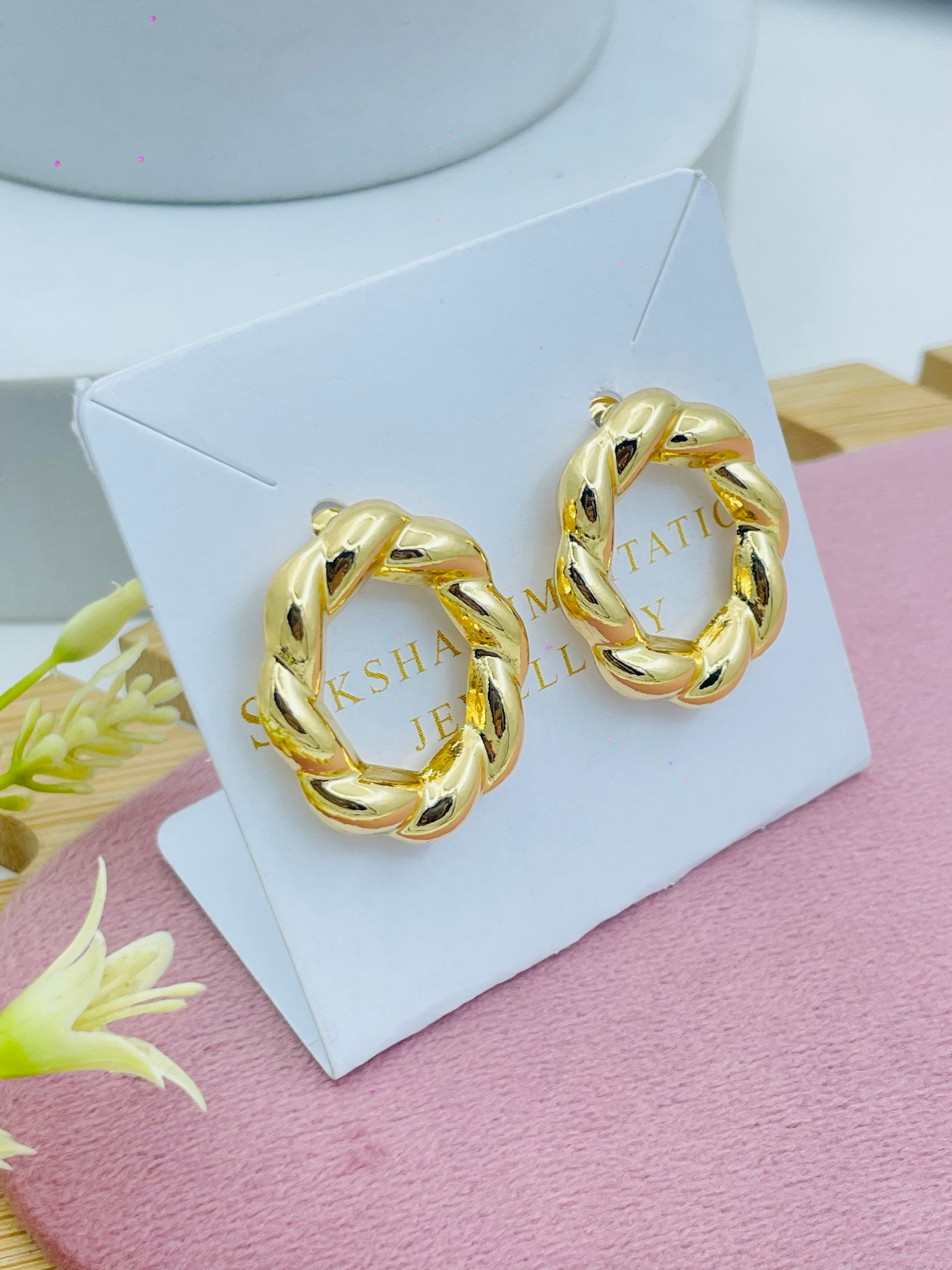 Elegant Gold Twisted Open Hoops