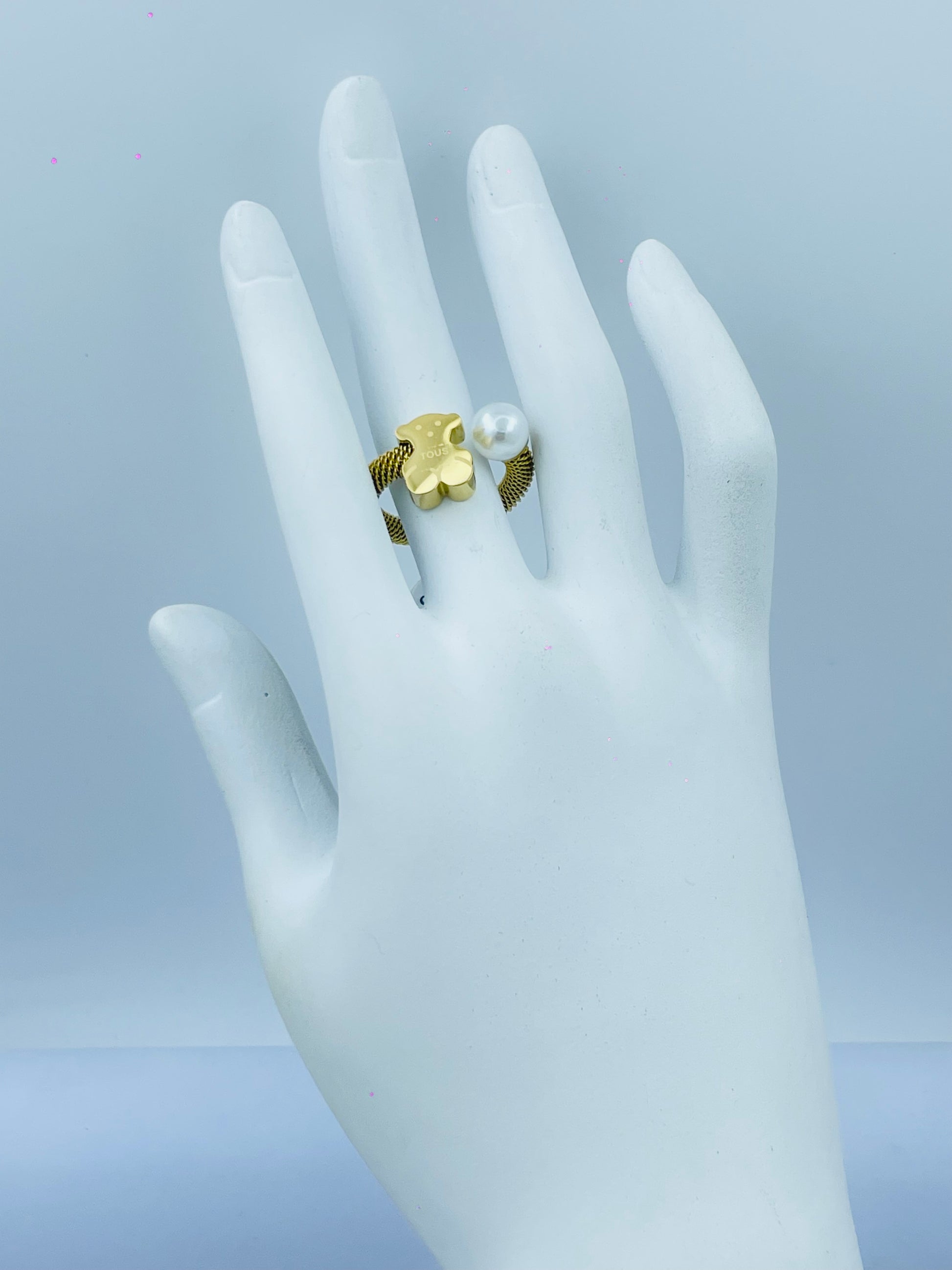 Elegant GoldPlated Adjustable Ring with Pearl