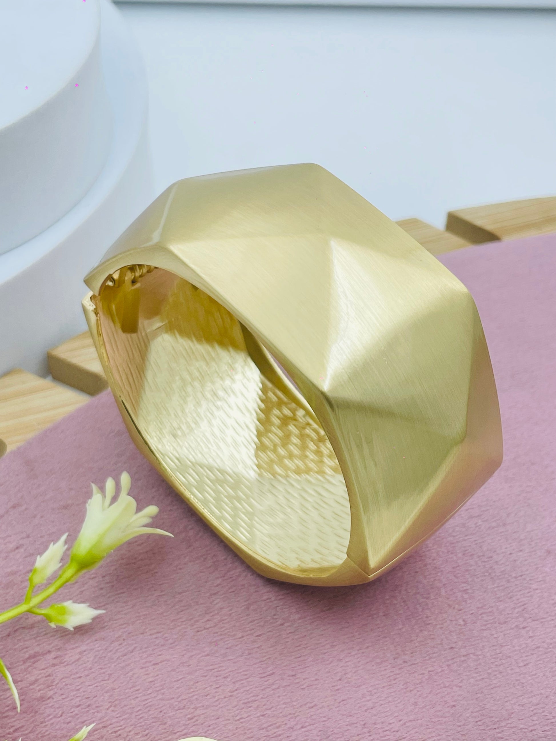 Elegant Gold Geometric Cuff Bracelet