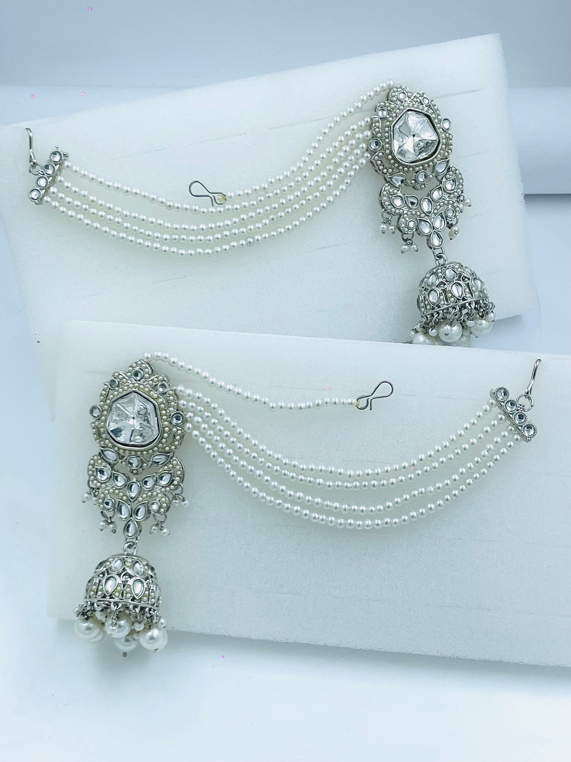 Elegant Silver Pearl Maang Tikka Jewelry