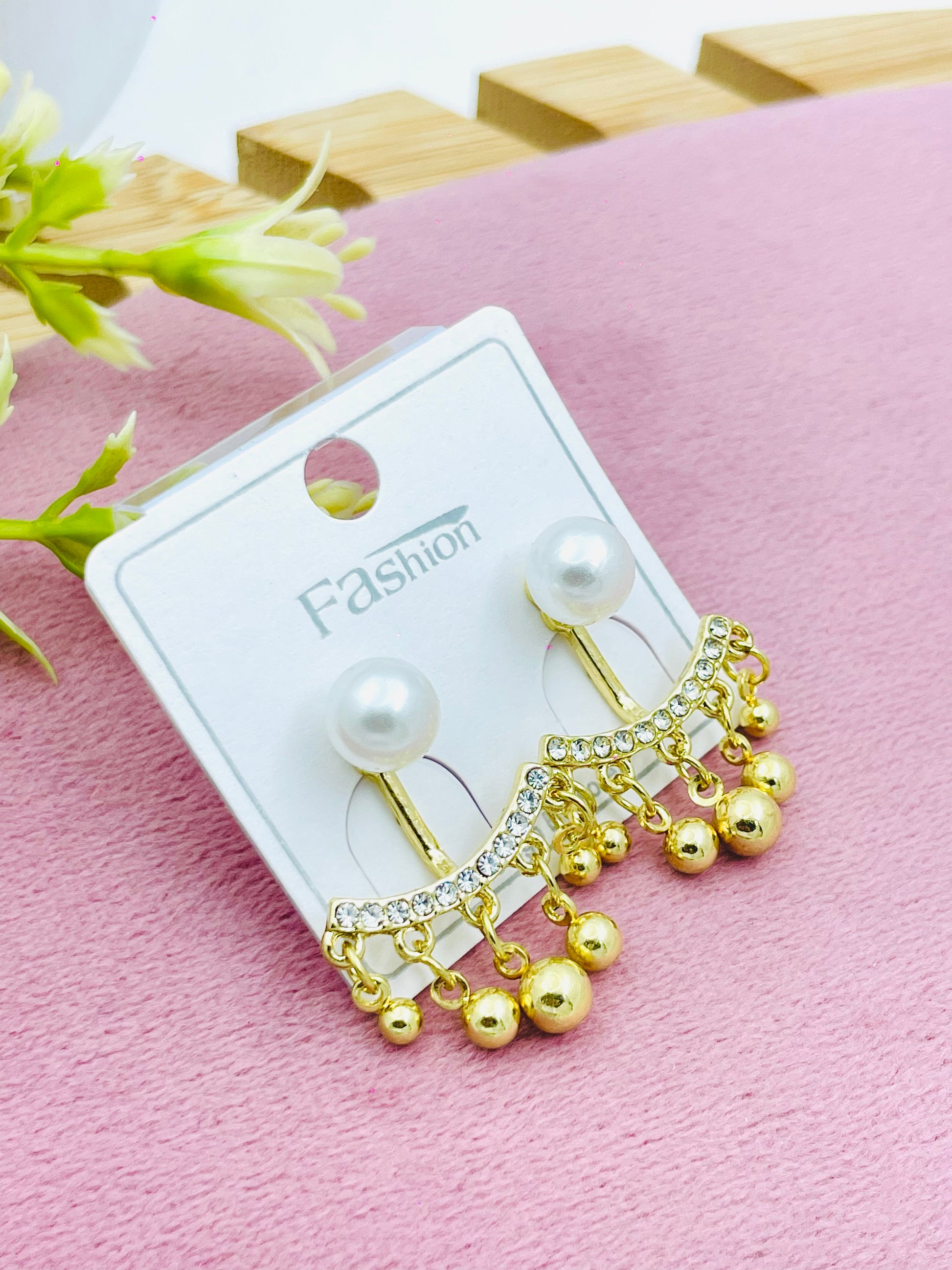 Elegant Gold Pearl Drop Earrings