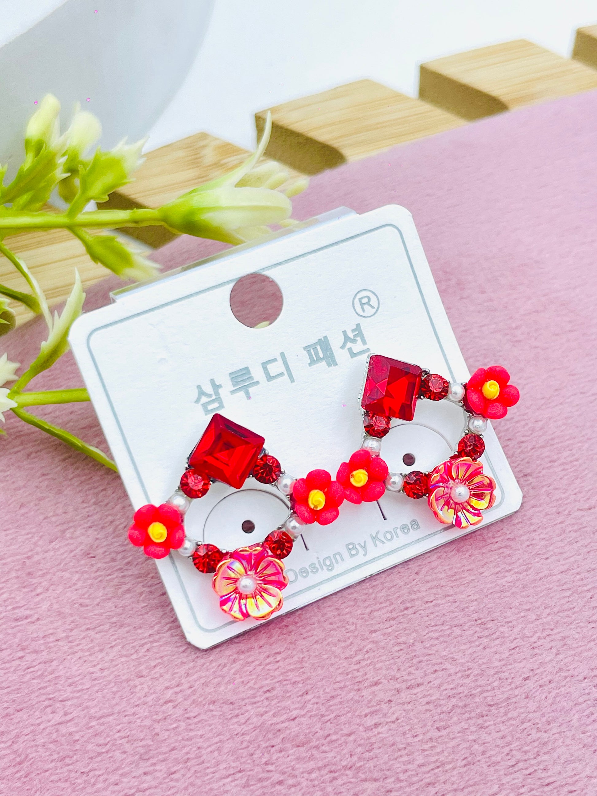 Chic Red Floral Earrings