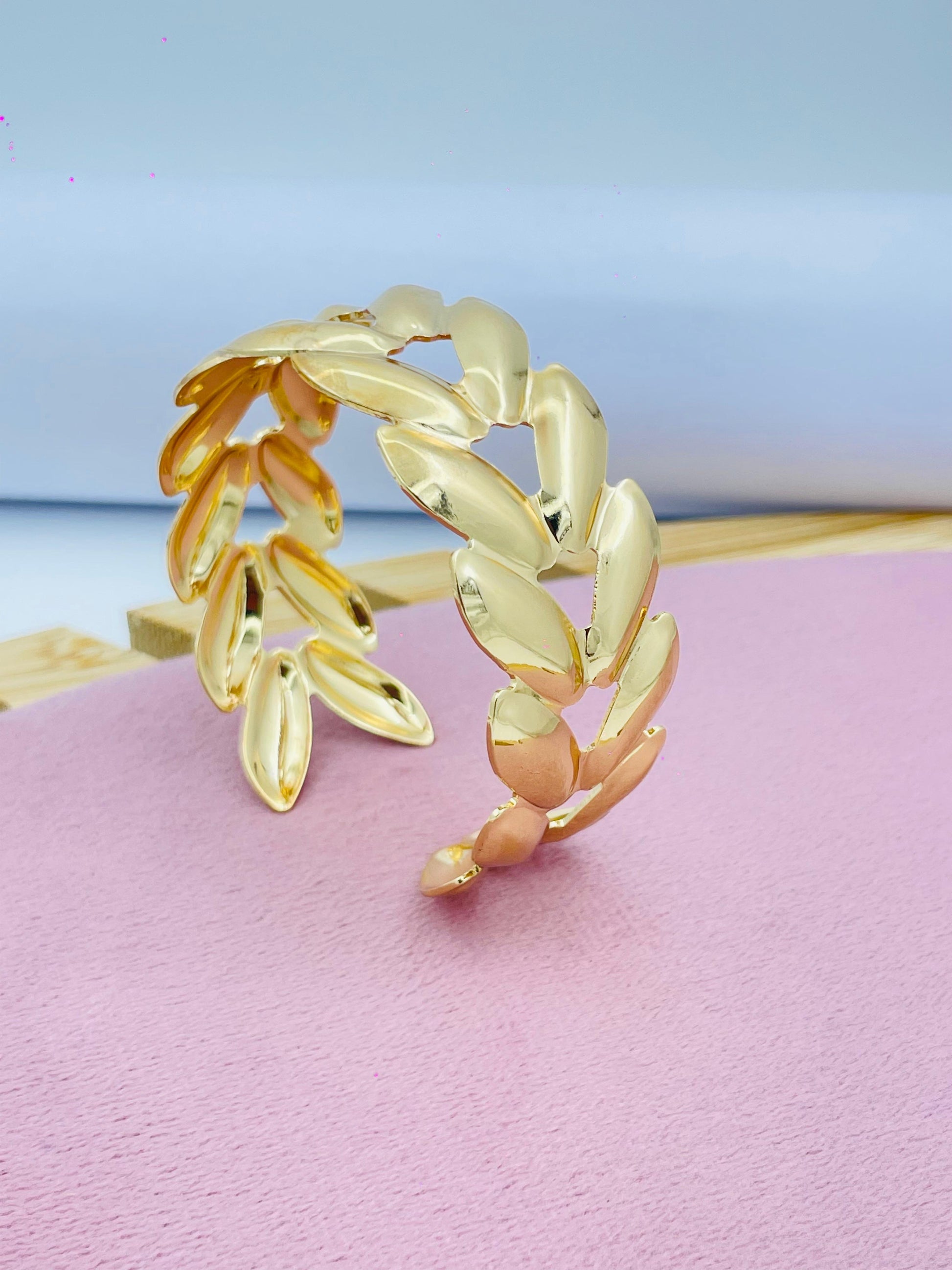 Elegant Gold Leaf Cuff Bracelet  Stylish Jewelry