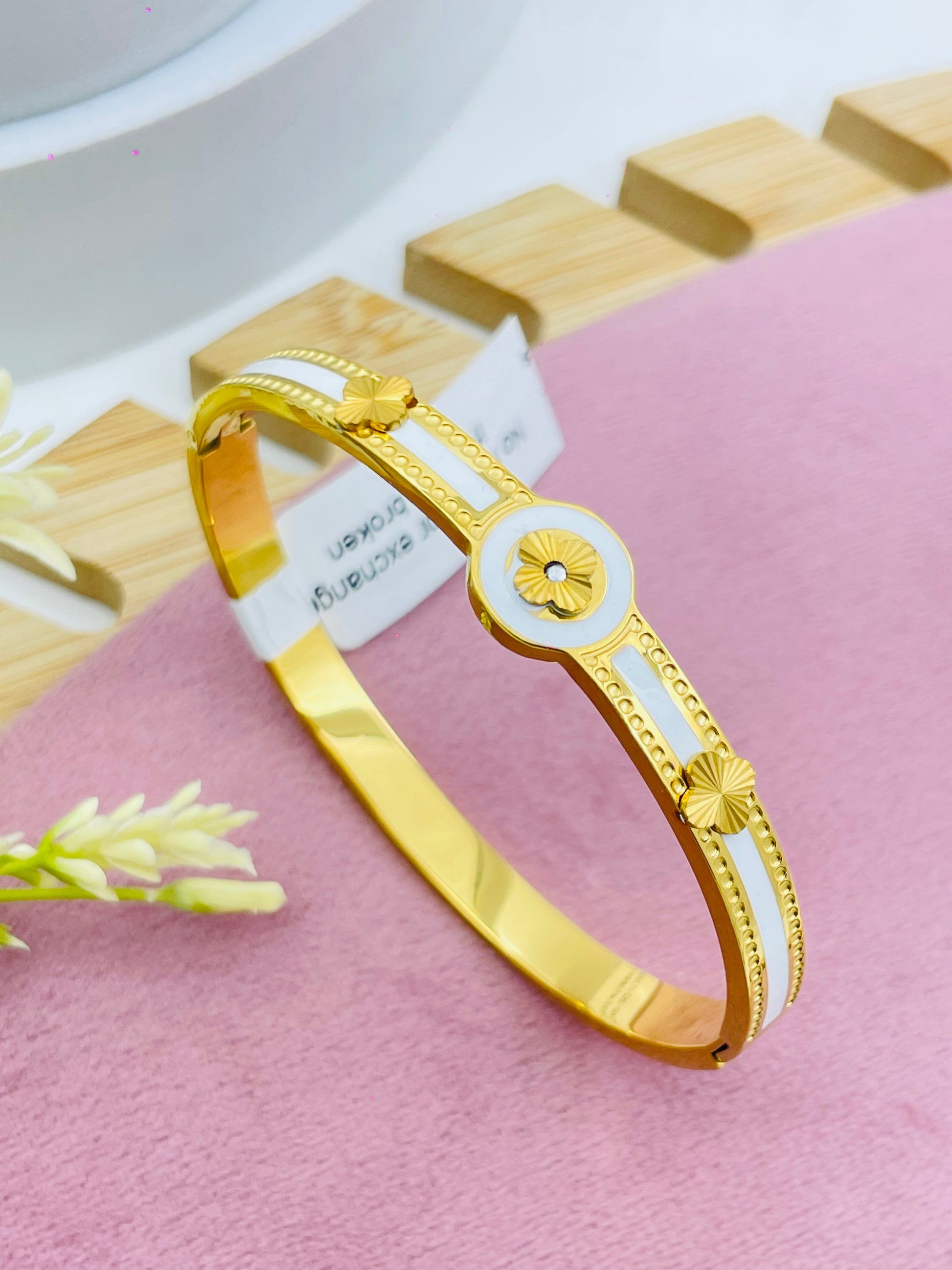 Elegant Gold and White Bangle Bracelet  Stylish Accessory