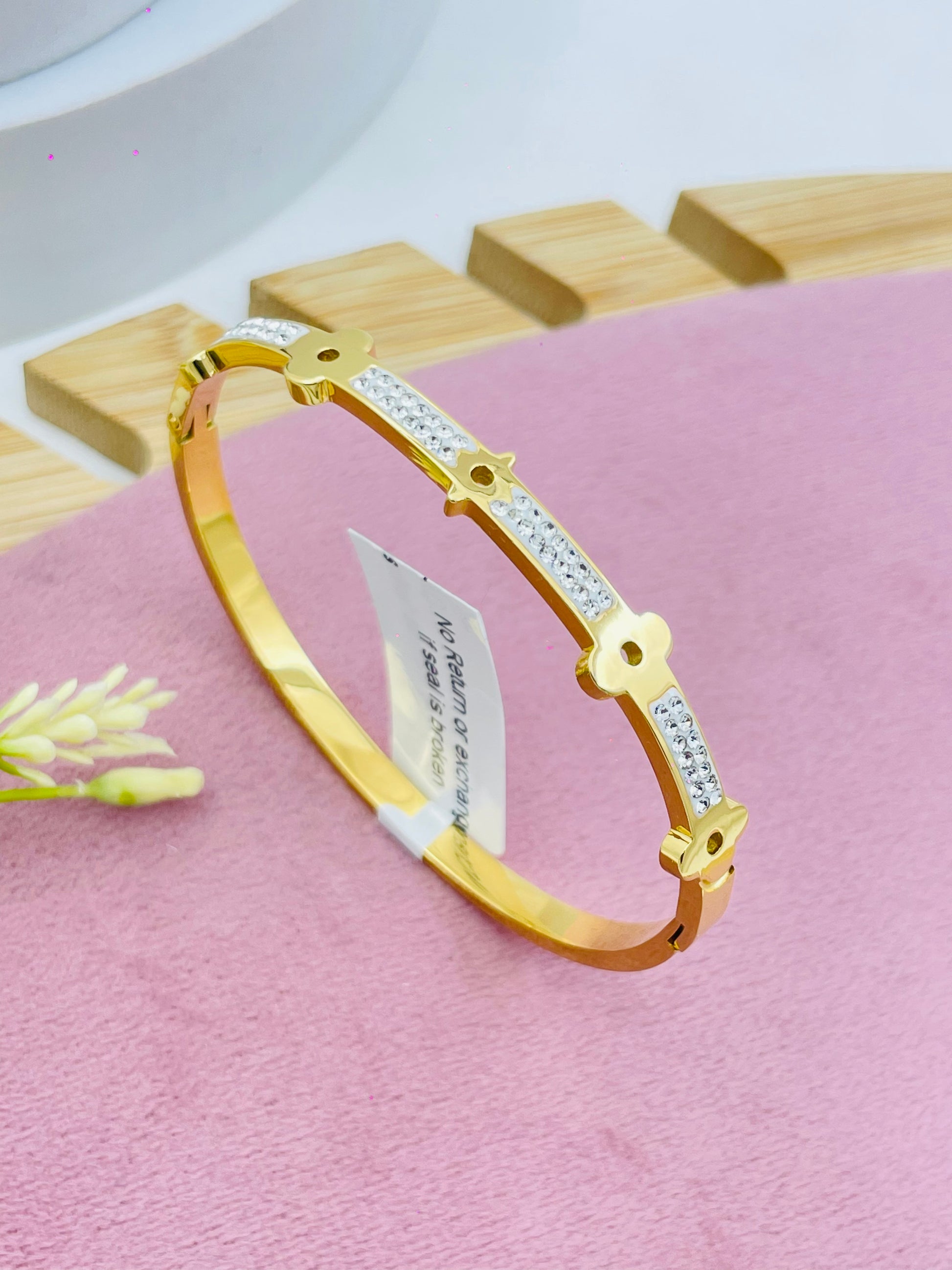 Elegant Gold and Diamond Floral Bangle for Women