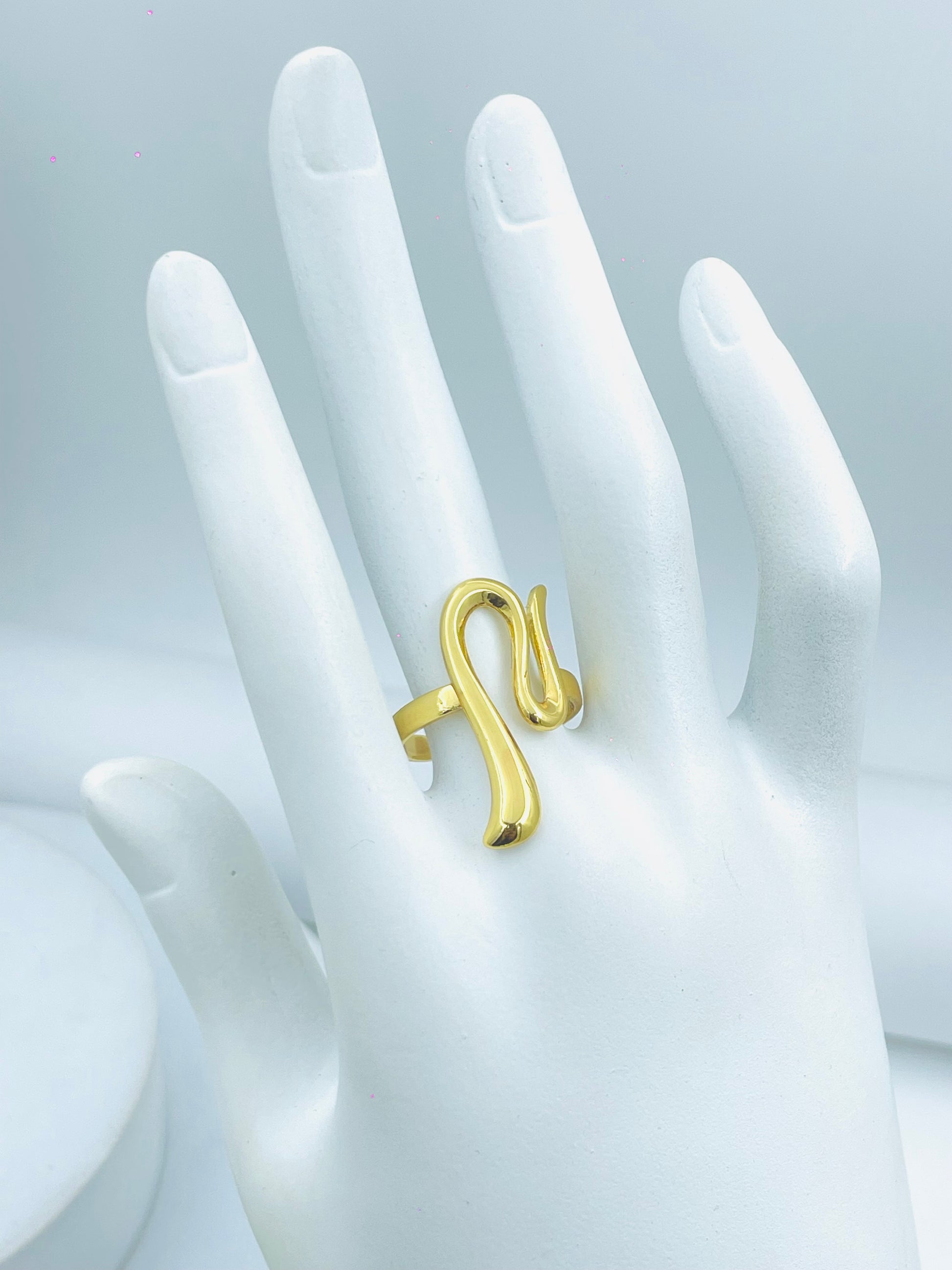 Elegant Gold Snake Ring  Unique Jewelry