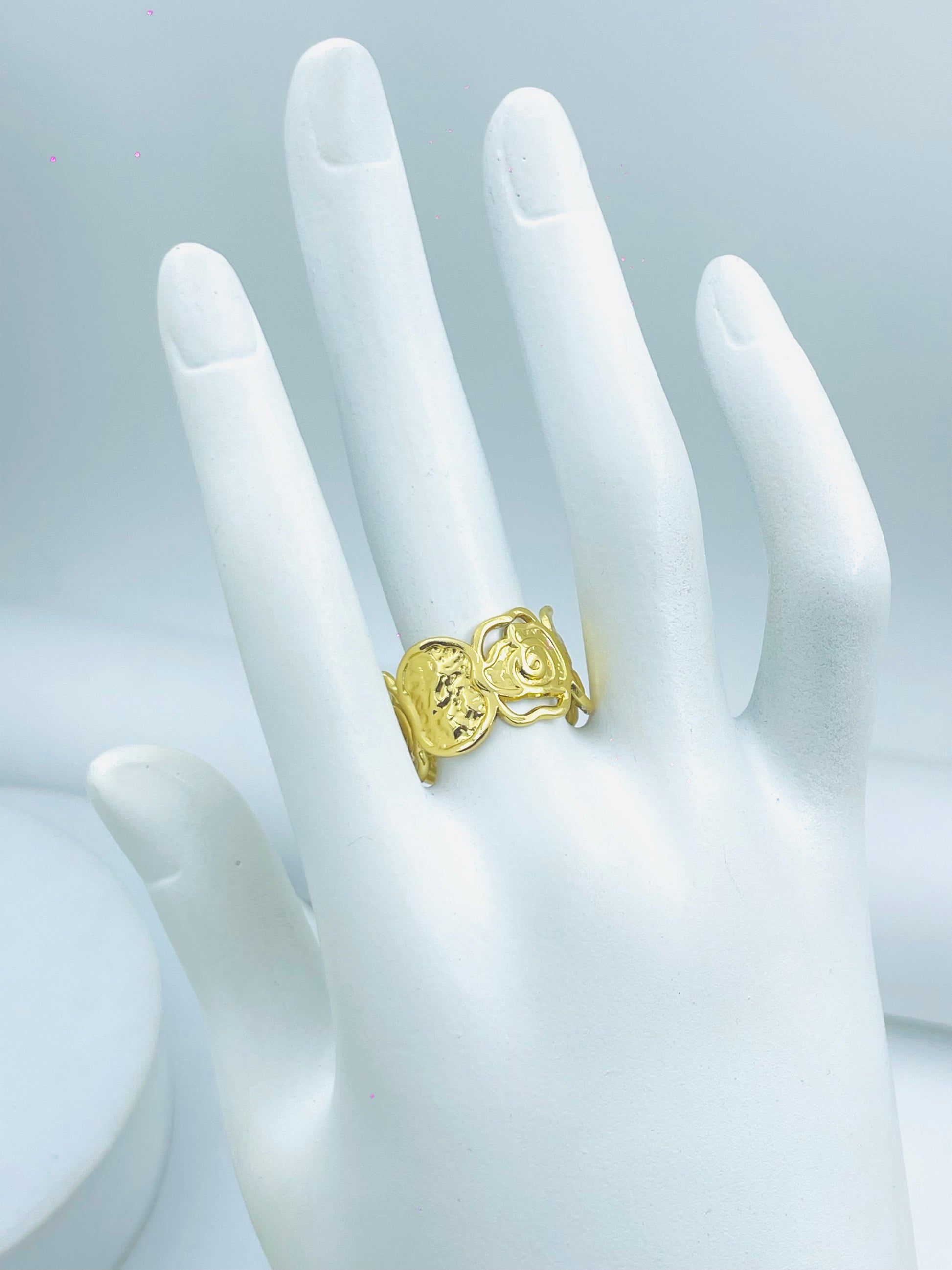 Elegant Gold Zodiac Symbol Ring