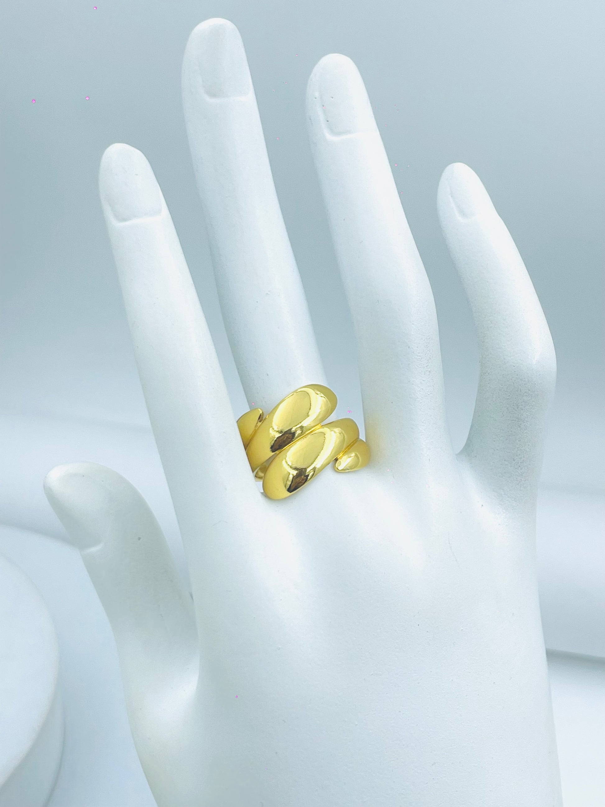 Elegant Gold Oval Adjustable Ring