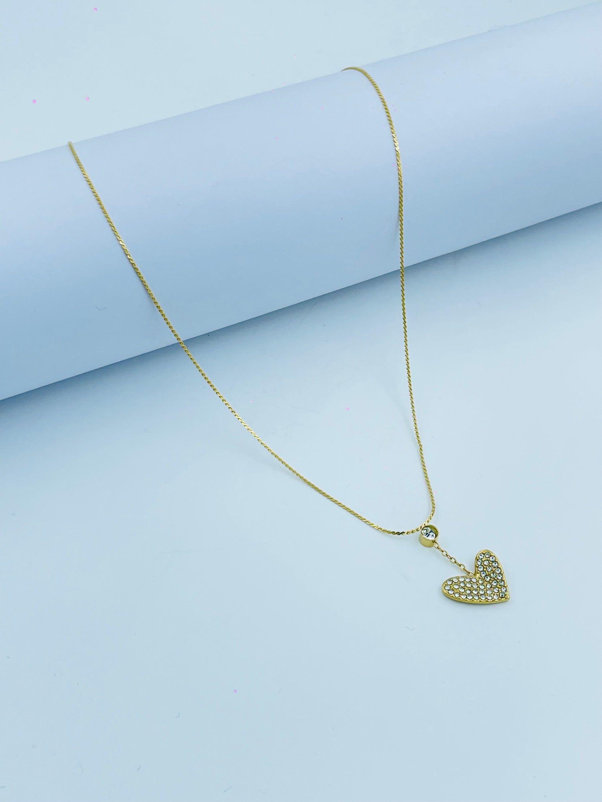 Elegant Gold Heart Pendant Necklace