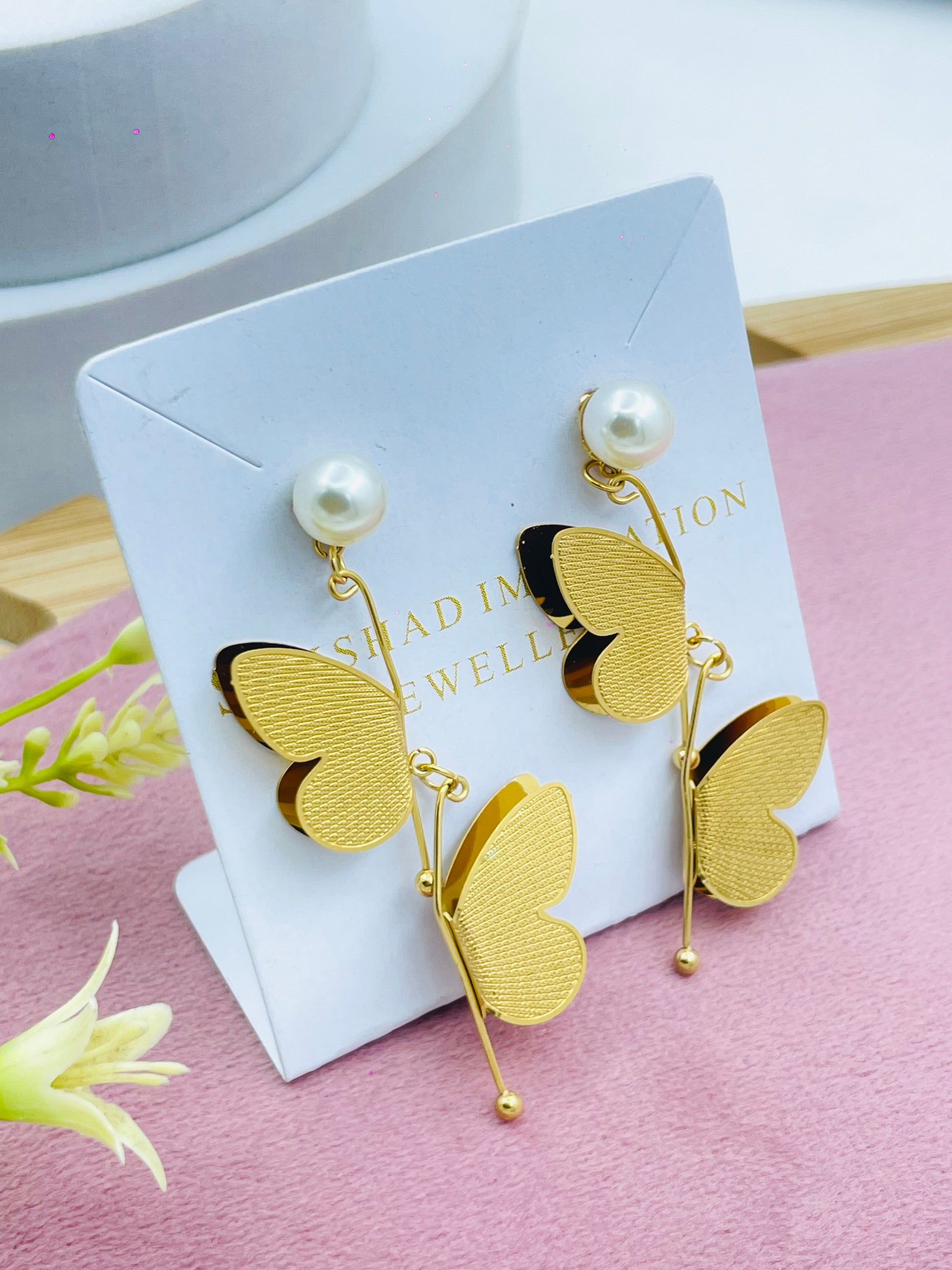 Elegant Gold Butterfly Pearl Drop Earrings