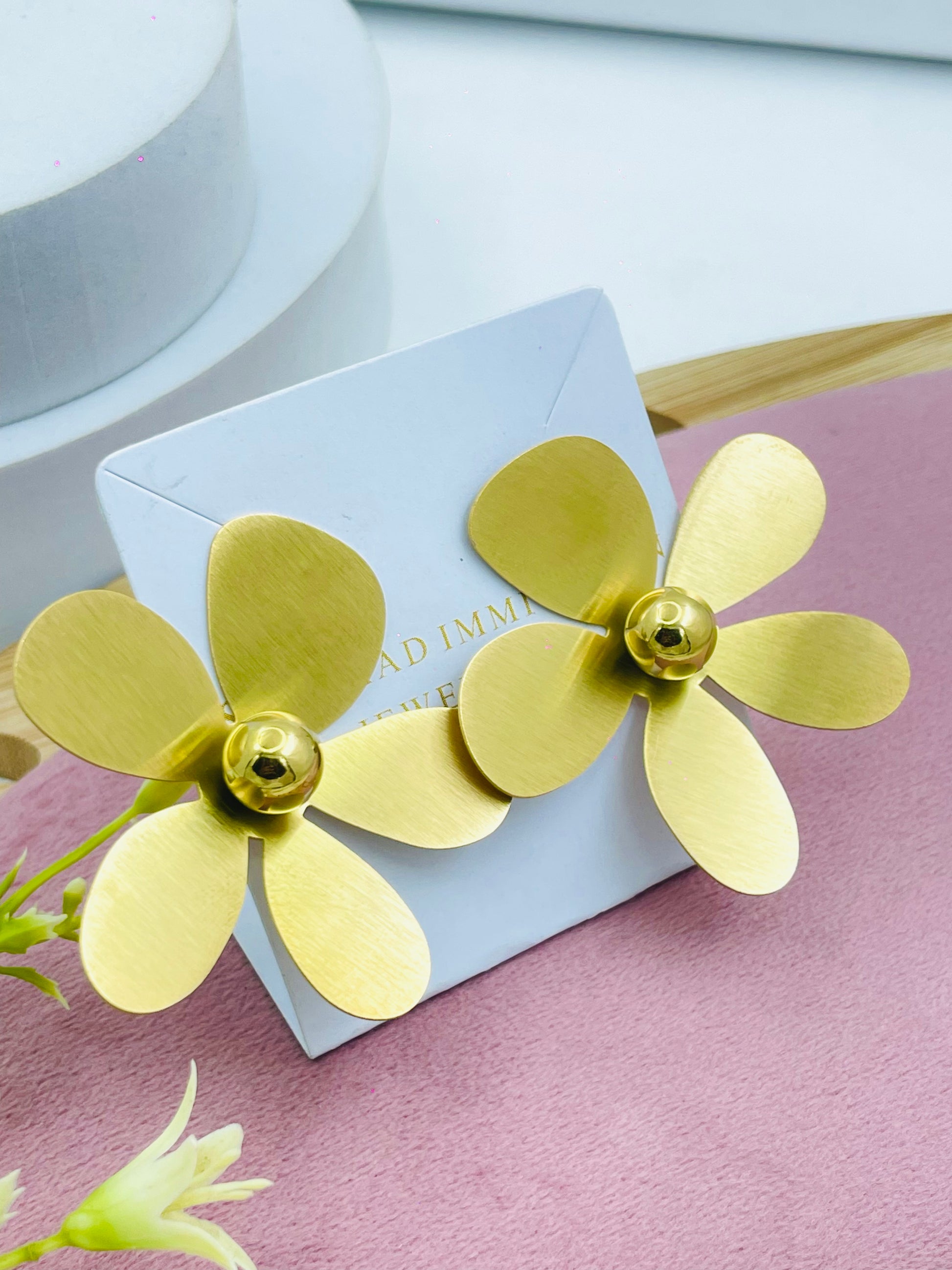 Elegant Gold Flower Petal Earrings  Stylish Jewelry