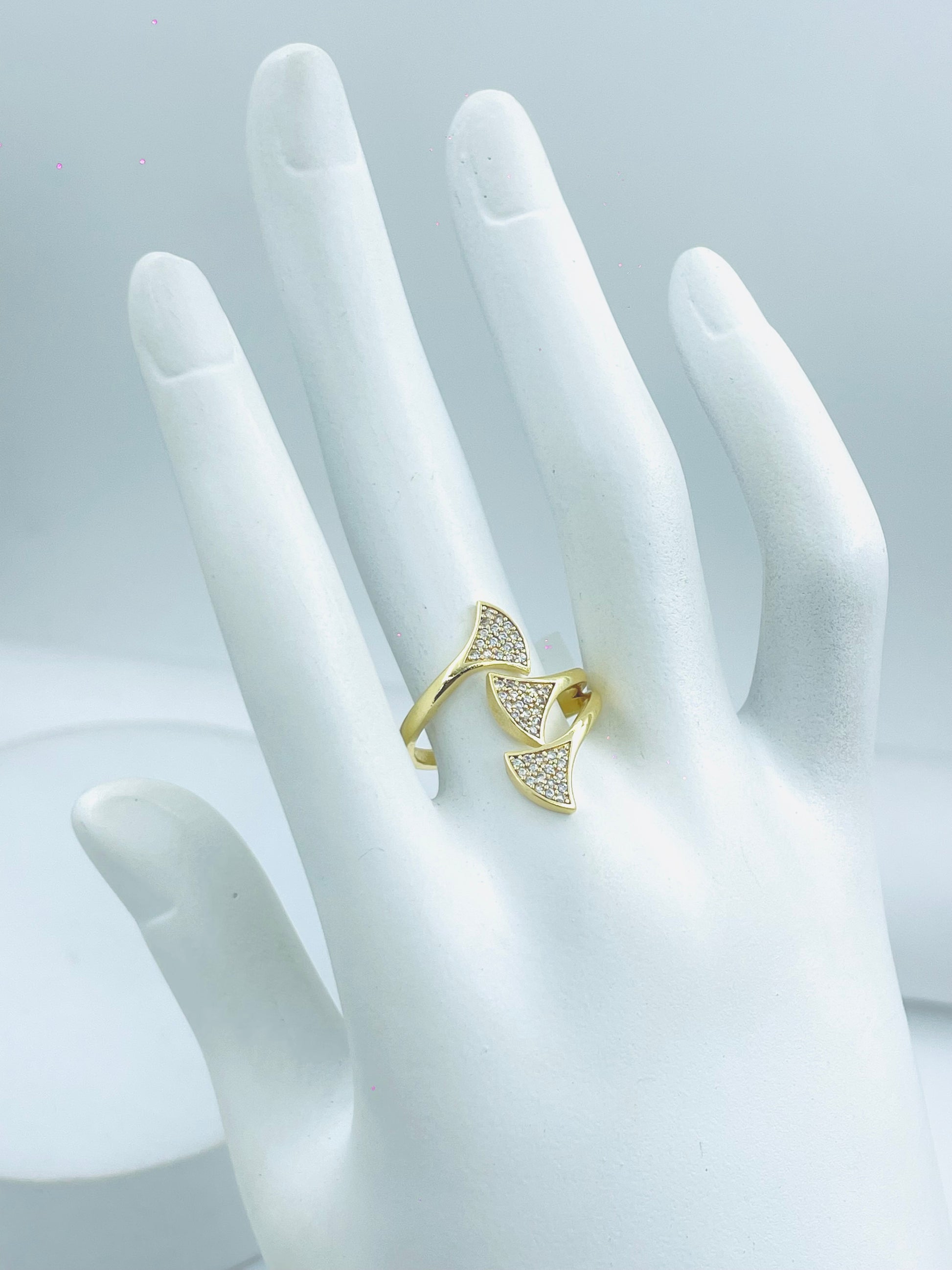 Elegant Gold Ring with Diamond Accents  Stylish Jewelry