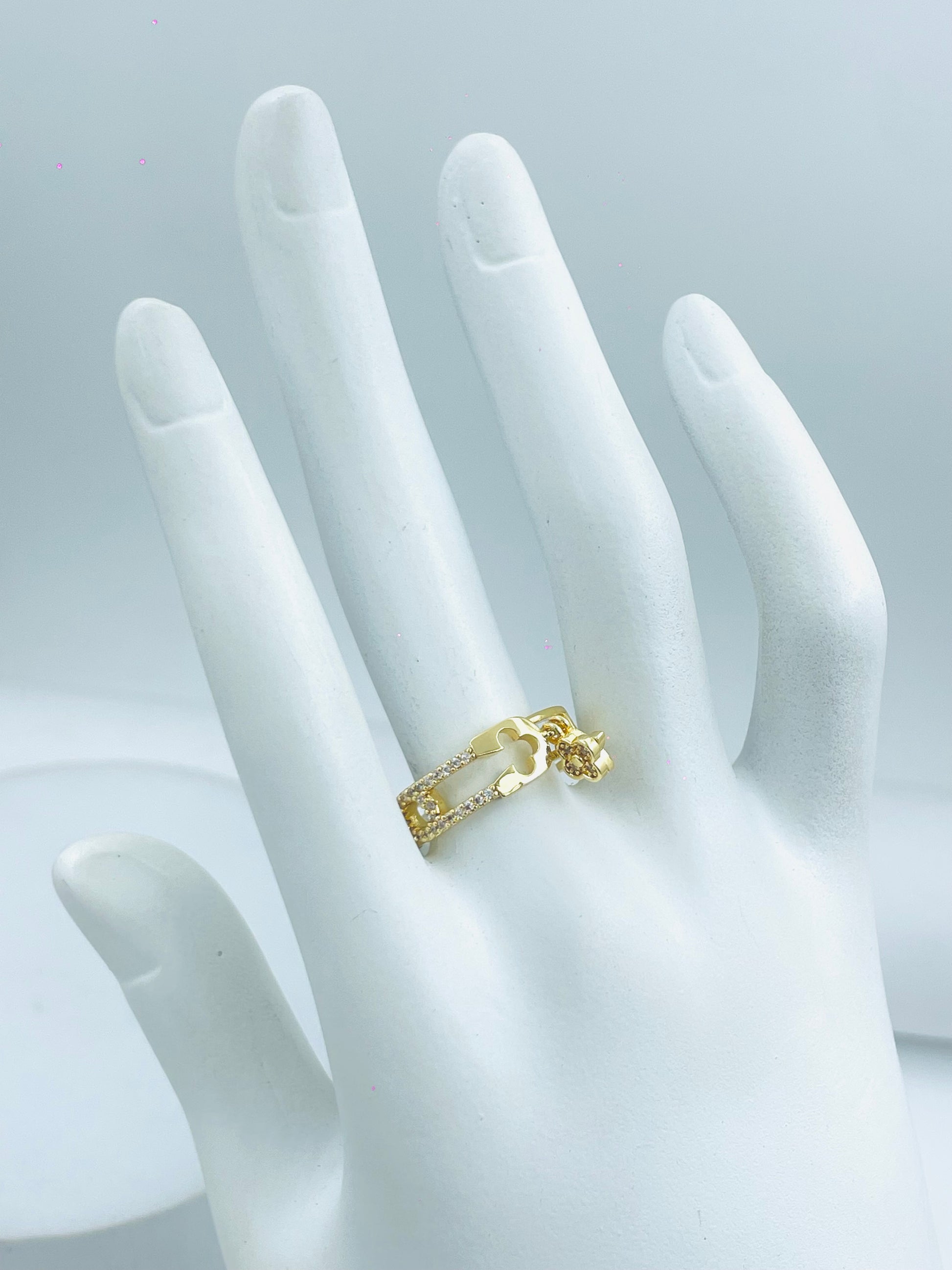 Elegant Gold Heart Lock Ring  Perfect for Any Occasion