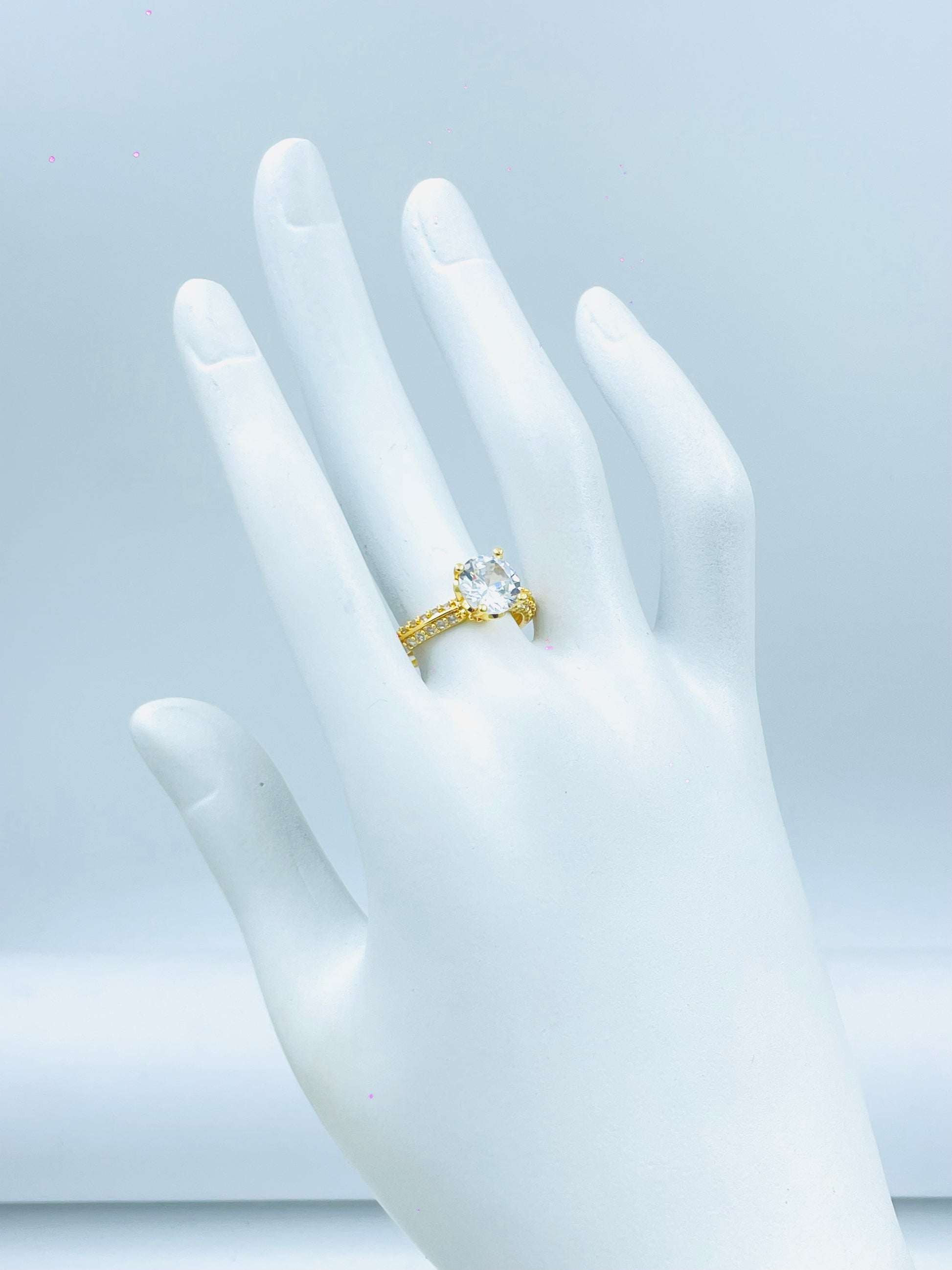 Elegant Gold Diamond Engagement Ring