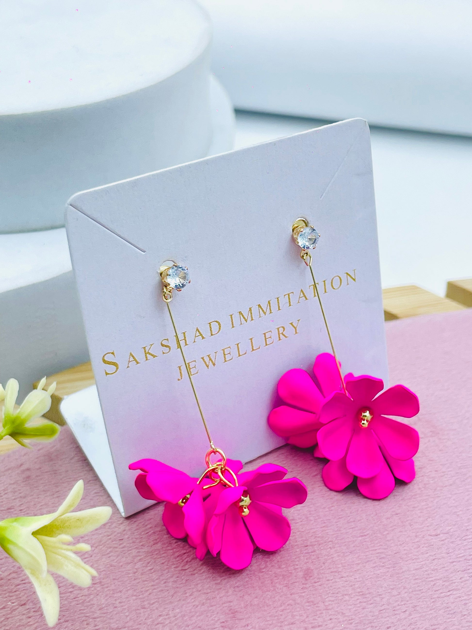 Stylish Pink Flower Dangle Earrings