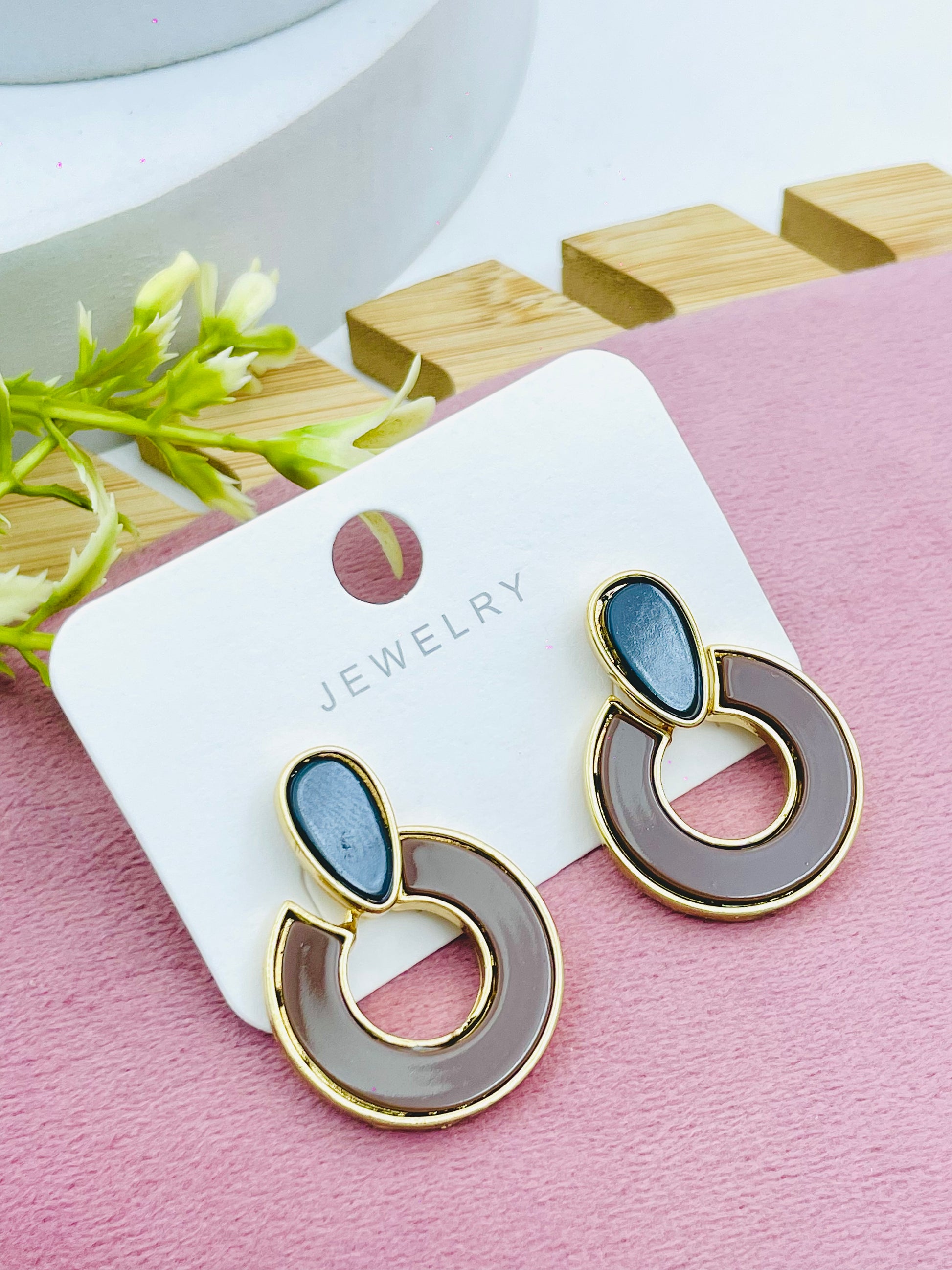 Stylish Geometric Drop Earrings  Trendy Fashion Jewelry