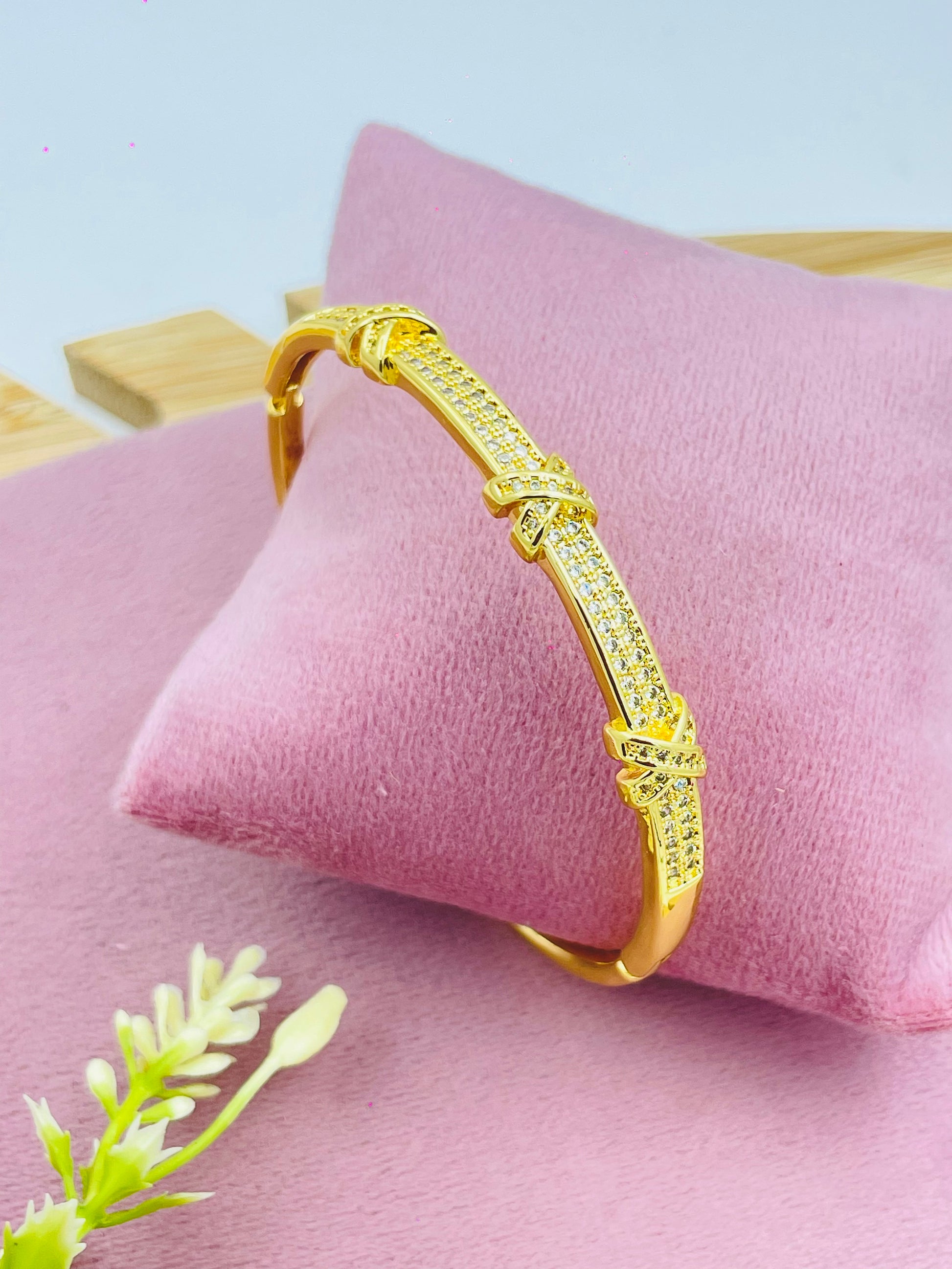 Elegant Gold Diamond Bracelet  Perfect for Special Occasions