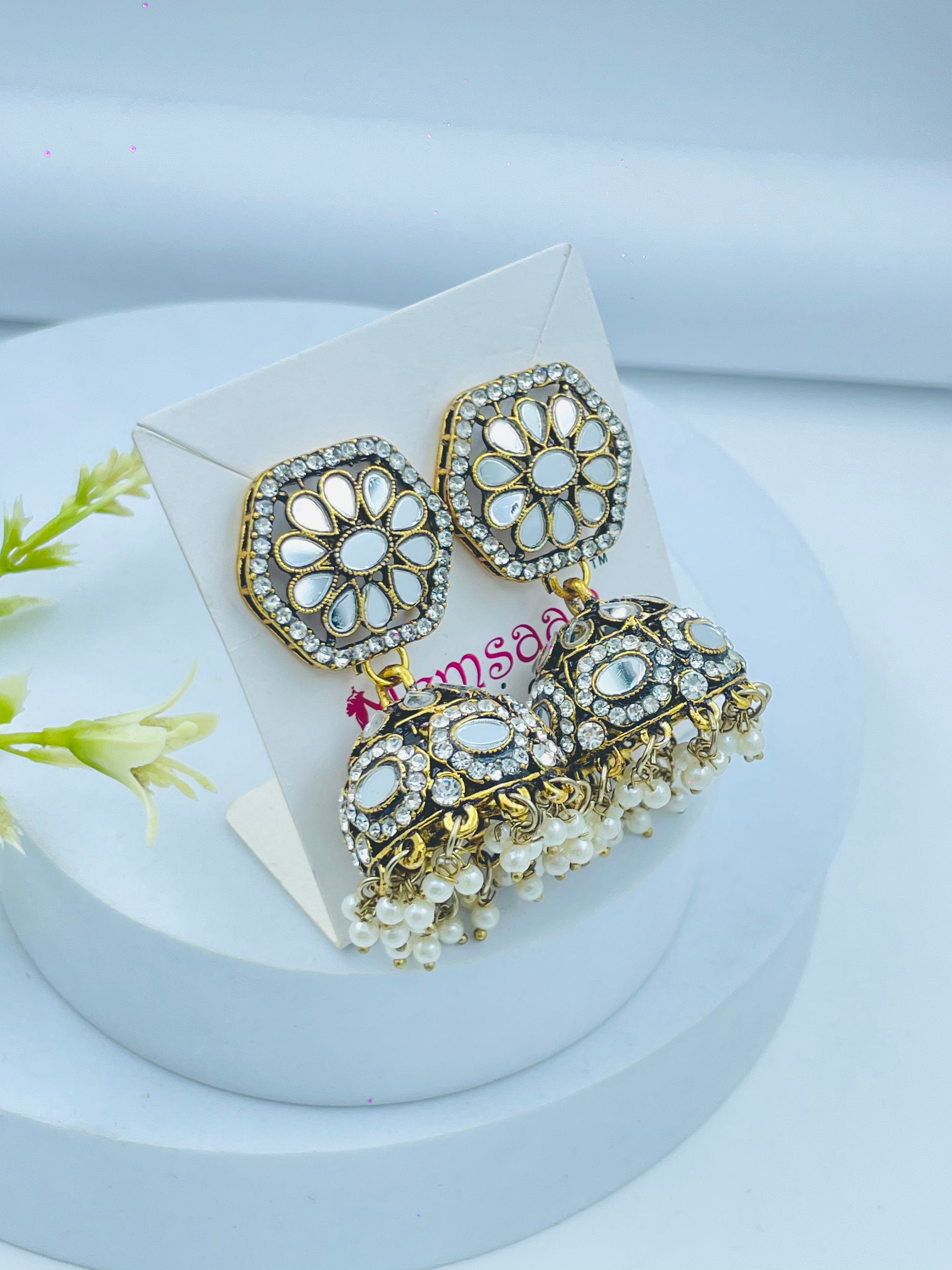 Elegant Kundan Pearl Jhumka Earrings