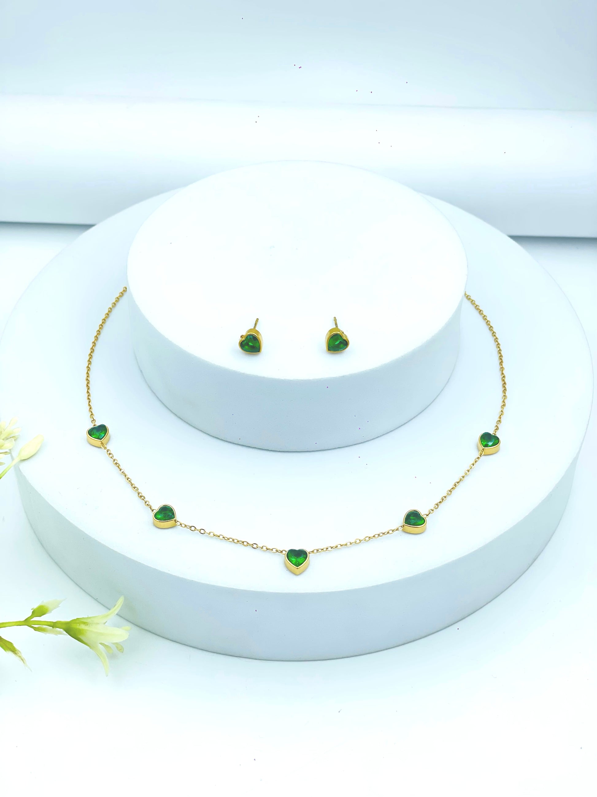 Elegant Emerald Green Necklace and Earring Set  Perfect for Any Occasion