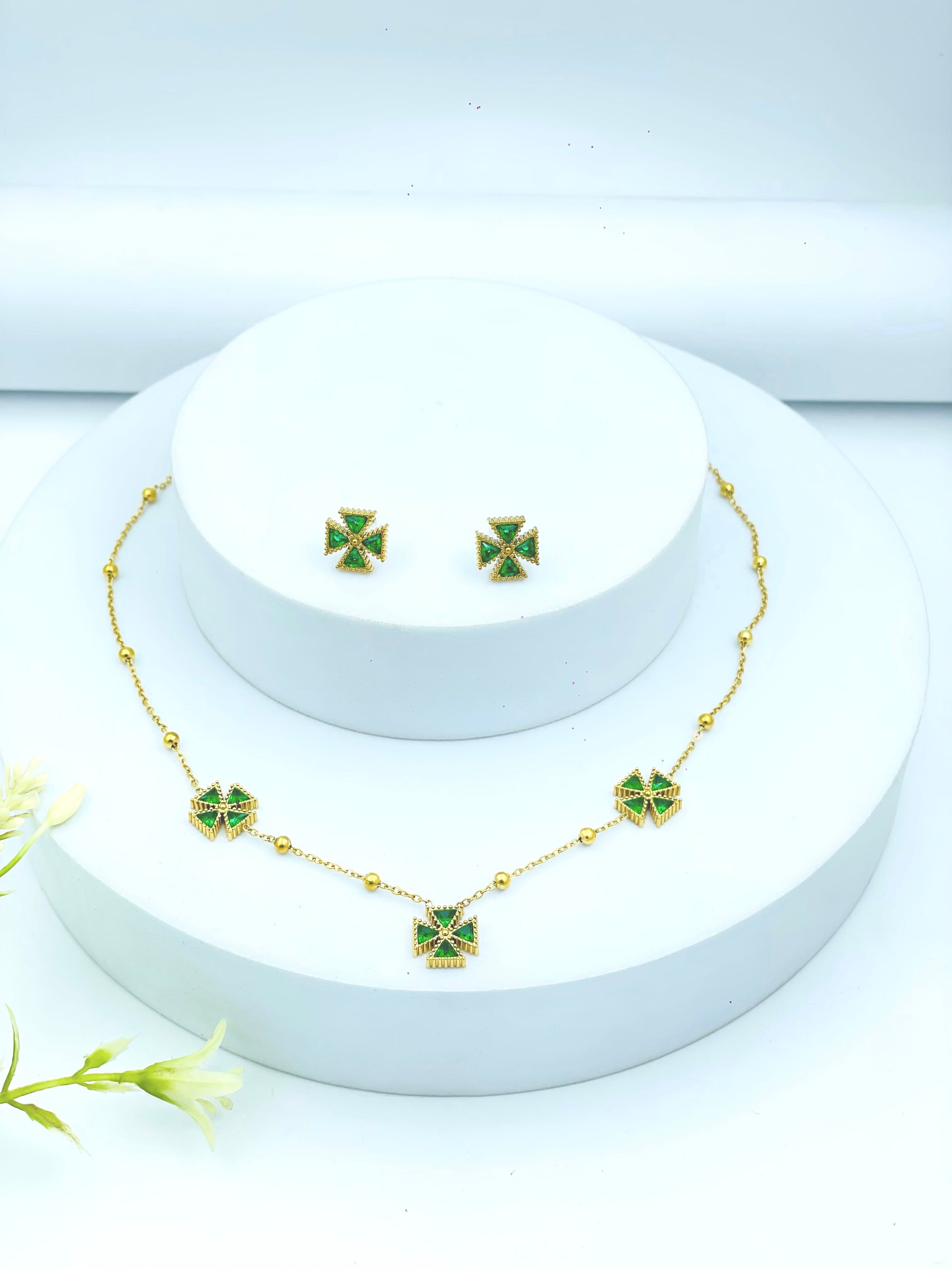 Elegant Green Enamel Flower Jewelry Set