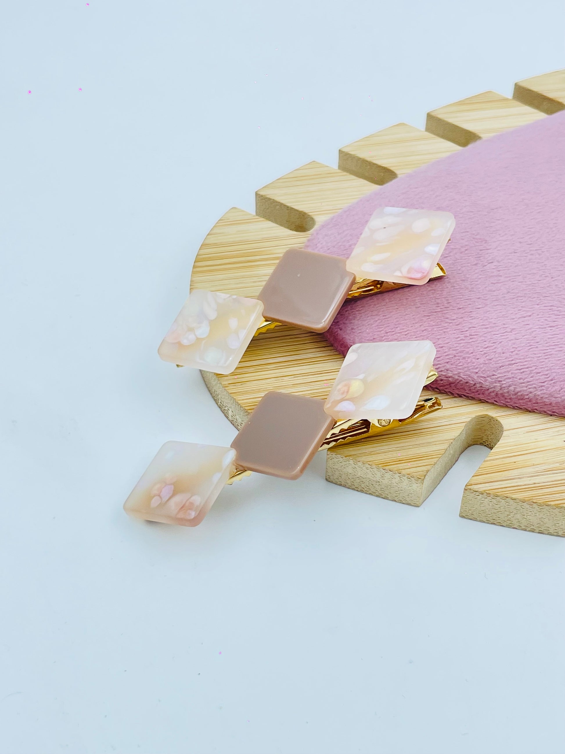 Elegant Square Resin Hair Clips  Chic Hair Accessories Set of 2