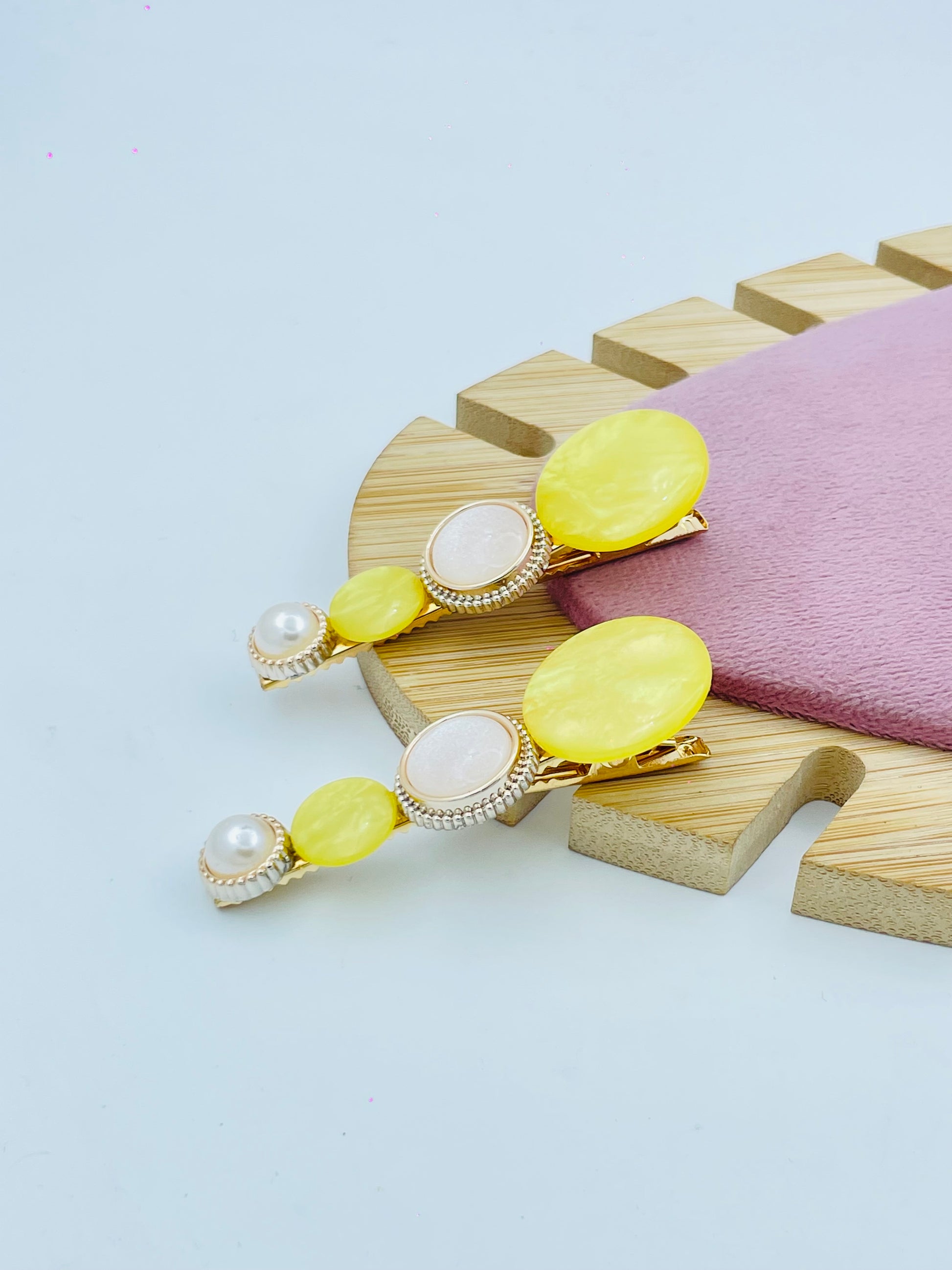 Elegant Yellow and Pearl Drop Set of 2
