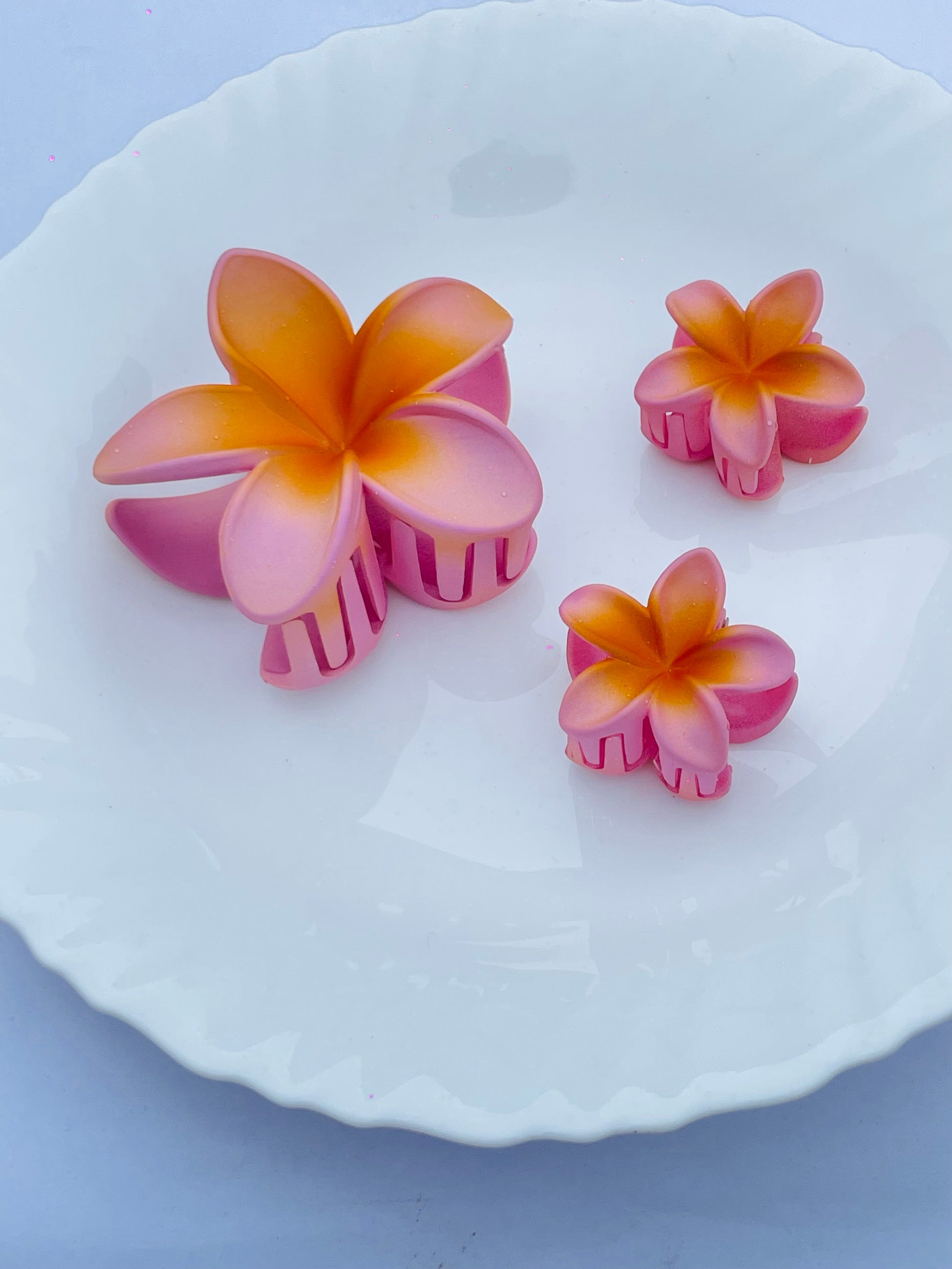 3-Piece Pink & Orange Plumeria Flower Hair Clip Set – Vibrant Tropical Accessories