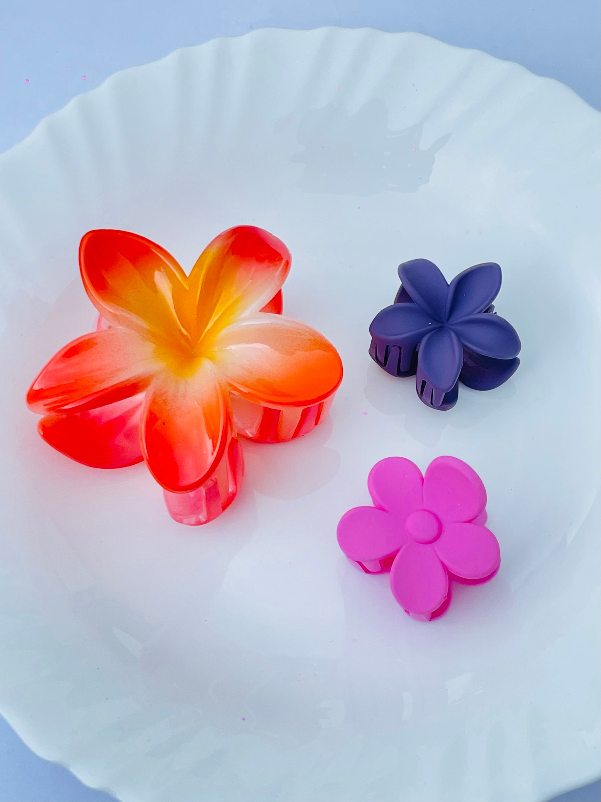 Flower Shaped Cookie clutcher Set of 3 colors